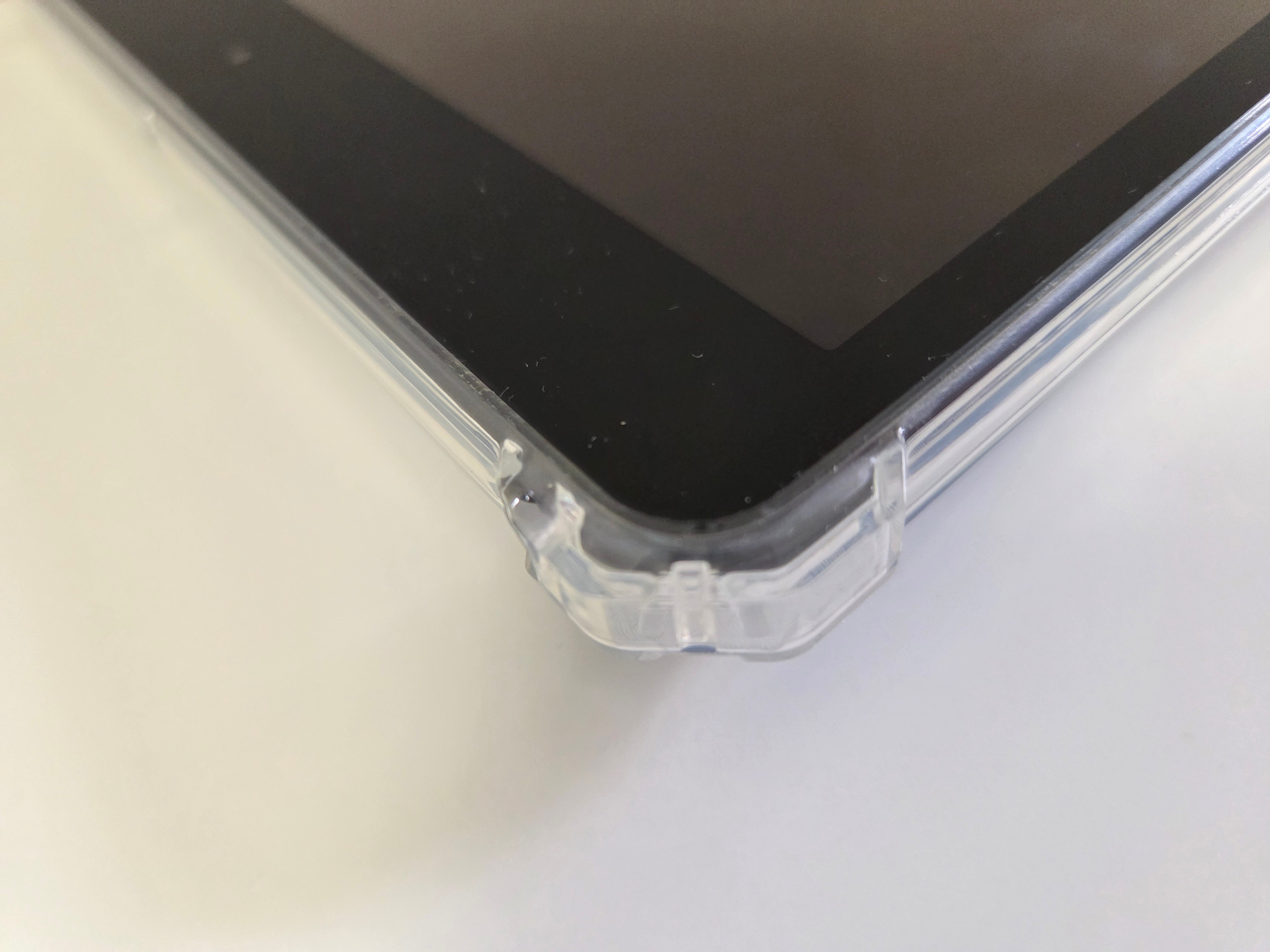 Husa de protectie telefonultau® pentru Apple iPad 7/8/9 10.2", silicon transparent antishock cu colturi intarite, suport integrat pentru tableta si stylus, rezistenta la socuri, ideala pentru filme, jocuri, lectii online si birou, transparenta