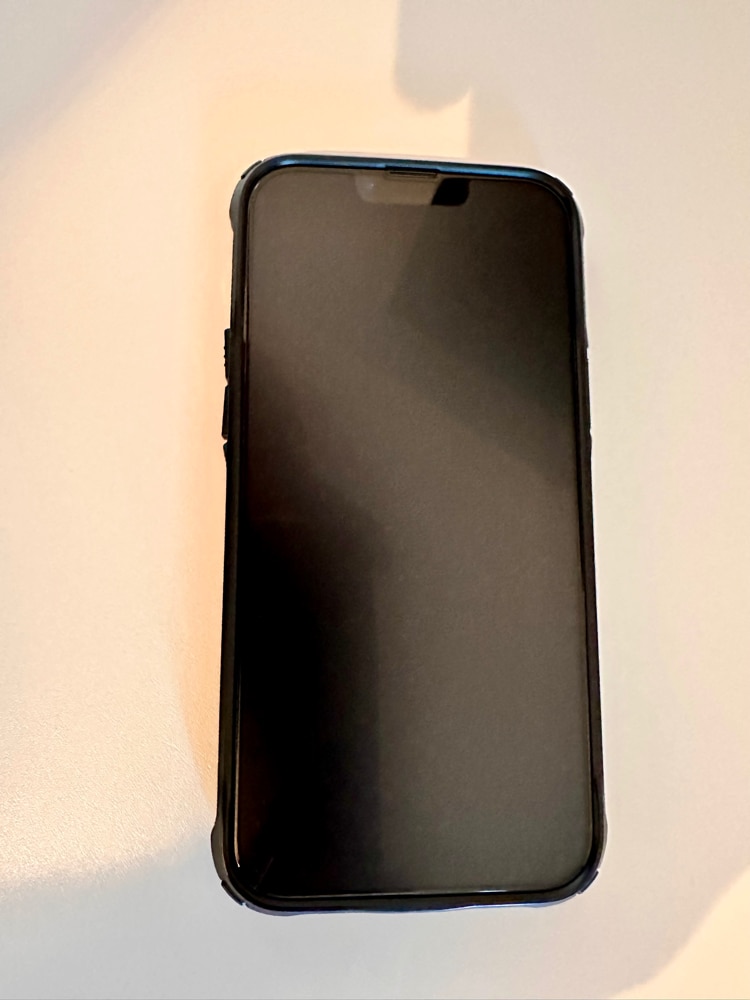 Folie Sticla Mata CASEY STUDIOS™ compatibila cu iPhone 13 Pro Max, MaxDefense+ Matte, Full Cover 3D, Full Glue, Sticla Securizata, Duritate Militara, Protectie Profesionala Ecran 3D, Anti Zgarieturi, Anti Socuri, Negru