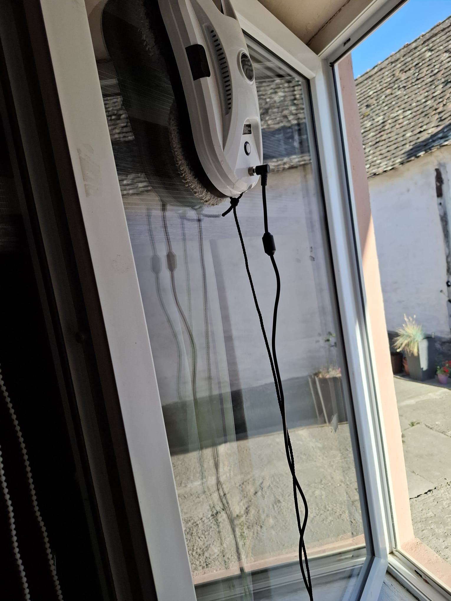 Robot Inteligent pentru curatarea geamurilor, Mop rotativ dublu, Telecomanda, Alb, AI