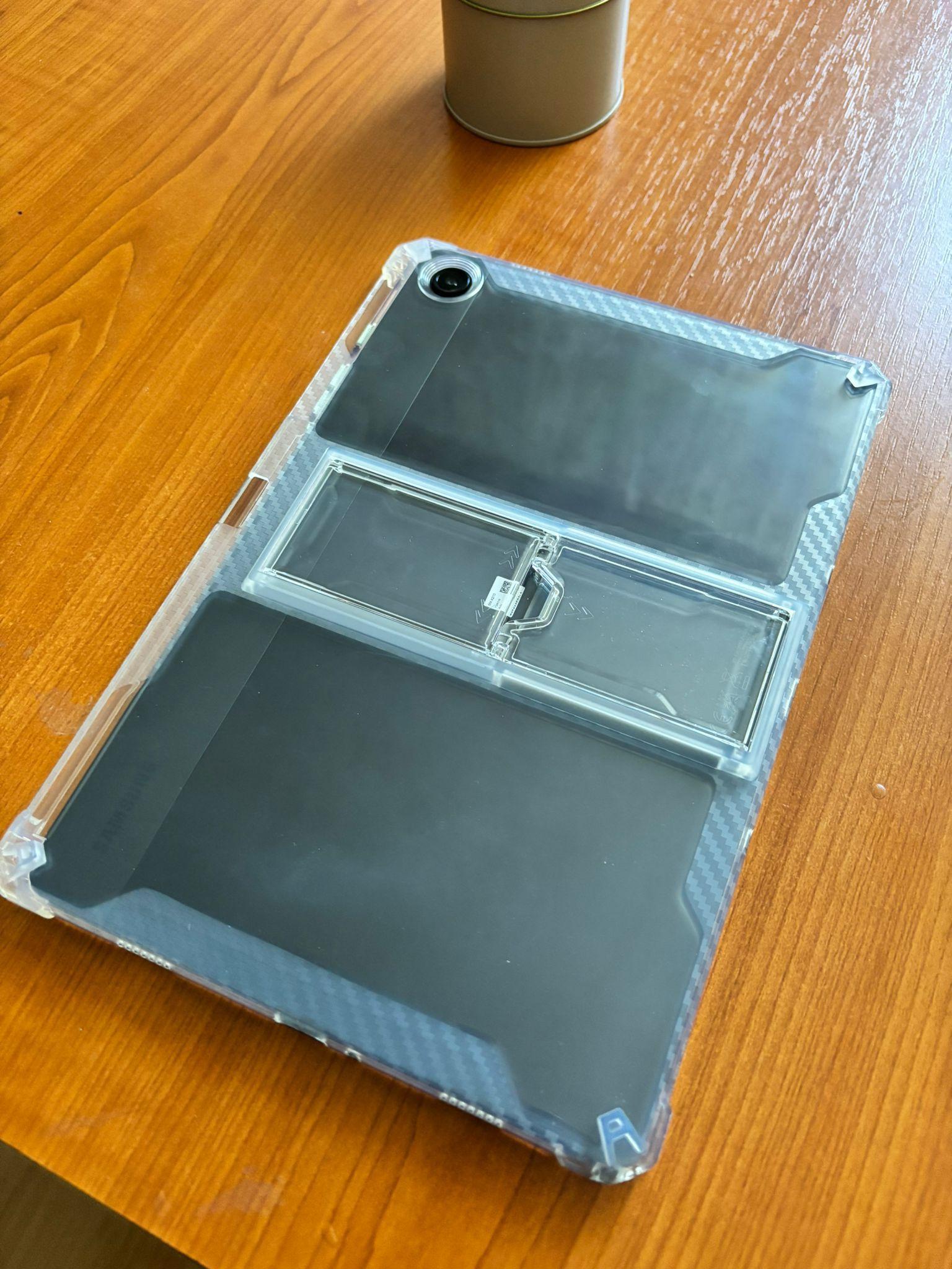 Husa de protectie telefonultau® pentru Samsung Galaxy Tab A9 Plus 11", silicon transparent antishock cu colturi intarite, suport integrat pentru tableta si stylus, rezistenta la socuri, ideala pentru filme, jocuri, lectii online si birou, transparenta