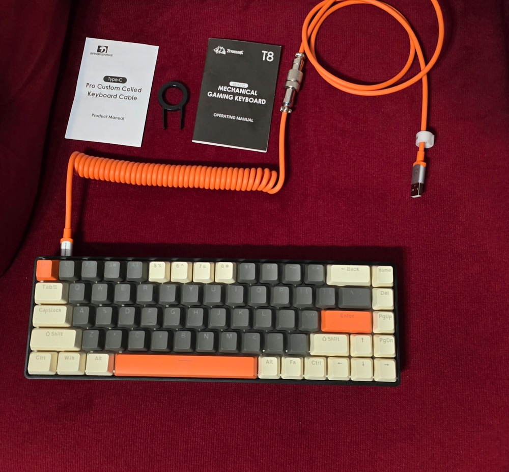 Tastatura Mecanica Compacta ZIYOULANG T8 60%, 68 Taste, RGB, Brown