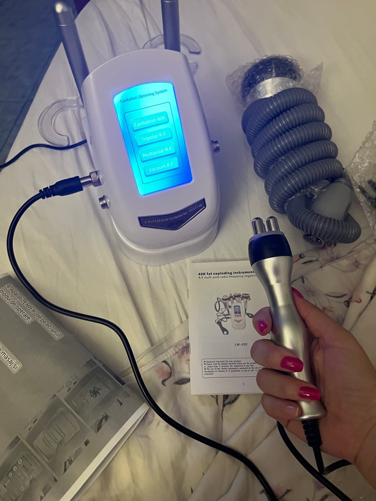 ボディ・フェイスケア CAVITAION SLIMMING SYSTEM LW-202 Elitzia Appareil de beauté 4 en 1 pour soins de la peau RF