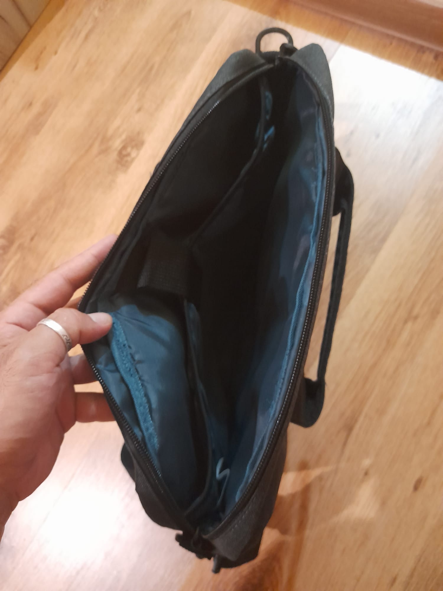 Geanta laptop Lenovo Topload T210 (ECO), 16", Negru