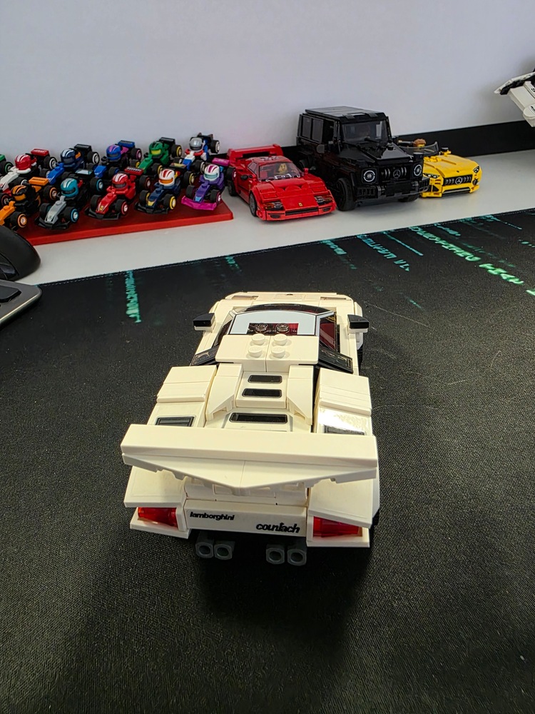 LEGO® Speed Champions - Lamborghini Countach 76908, 262 piese