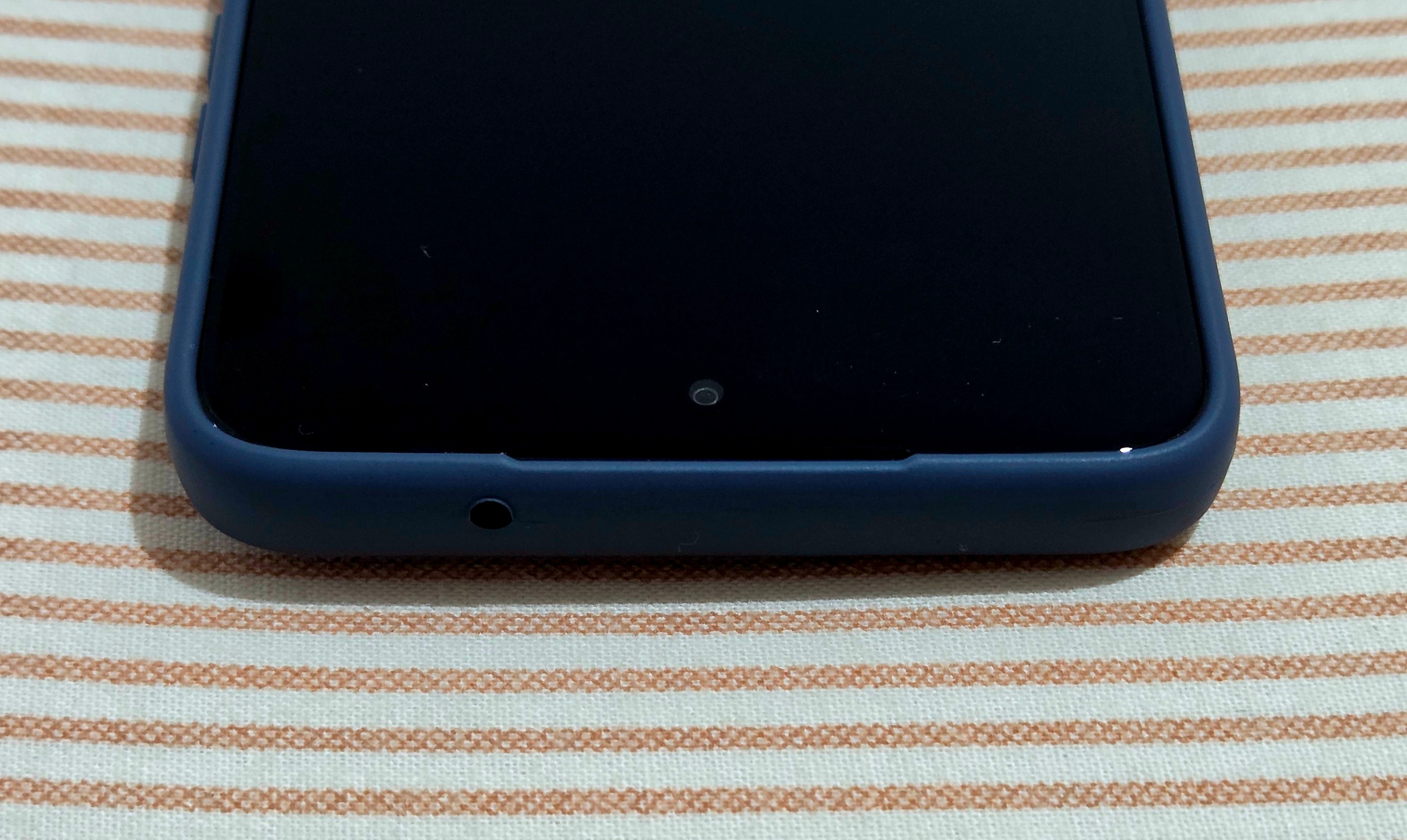 Husa pentru Motorola Edge 50 Neo, Silicon Premium Catifelat, Protectie Camere, Negru