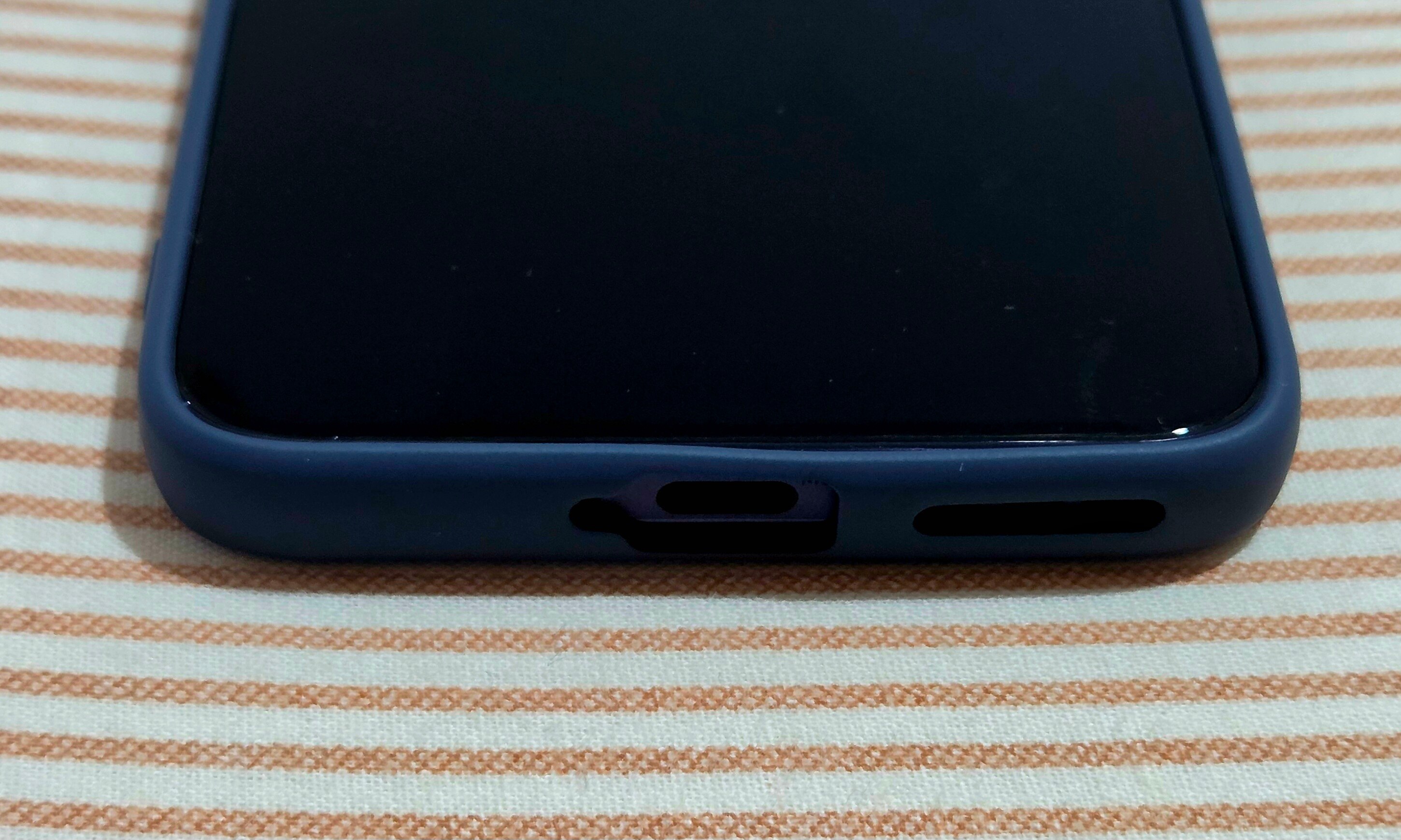 Husa pentru Motorola Edge 50 Neo, Silicon Premium Catifelat, Protectie Camere, Negru