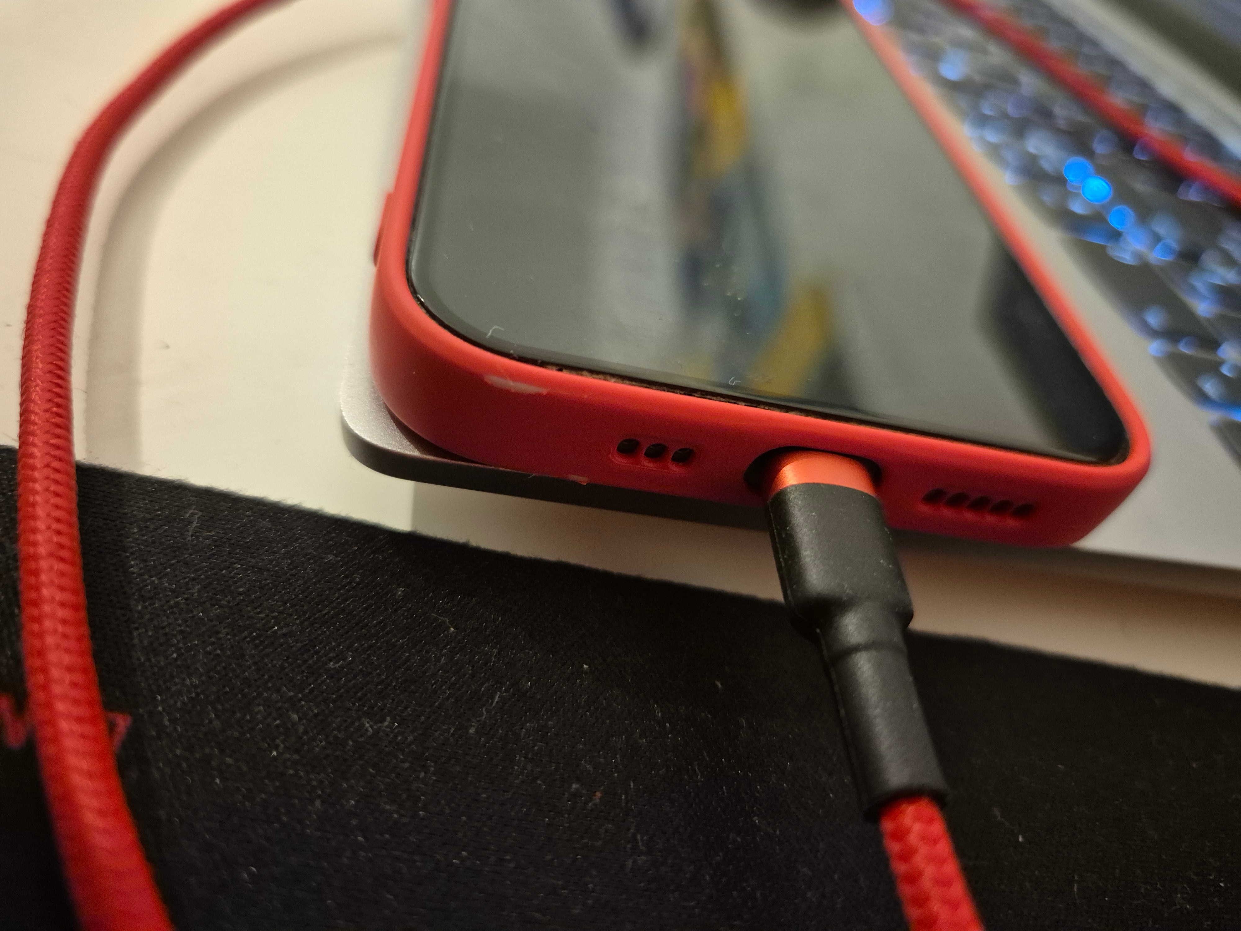 Husa pentru iPhone 14 ZAFIT®, cu incarcare Magsafe, Silicon, Verde