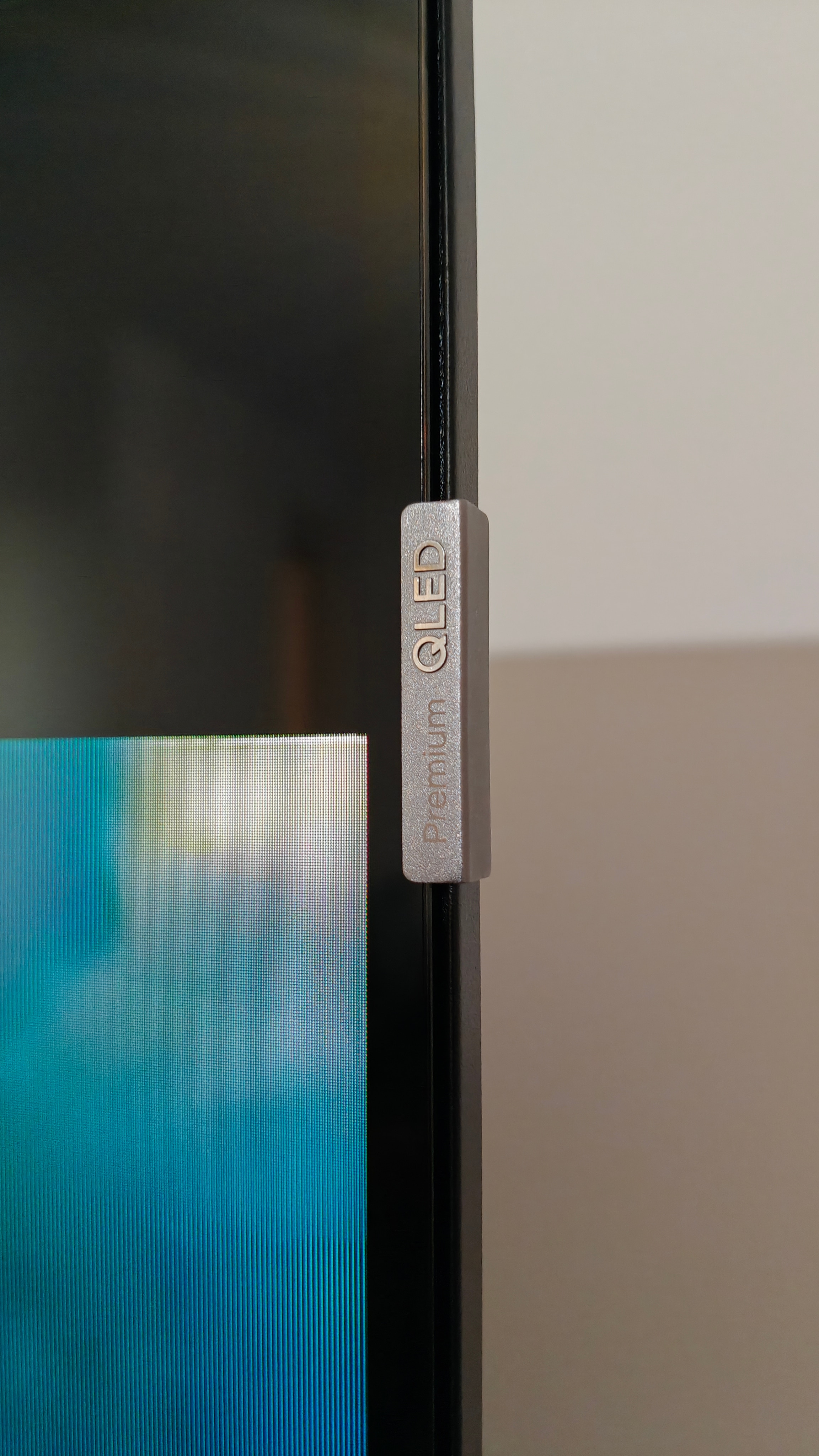 Televizor Smart TCL 50T7B, 126 cm, 4K UHD, QLED, HDR, Seria T7B, Clasa F