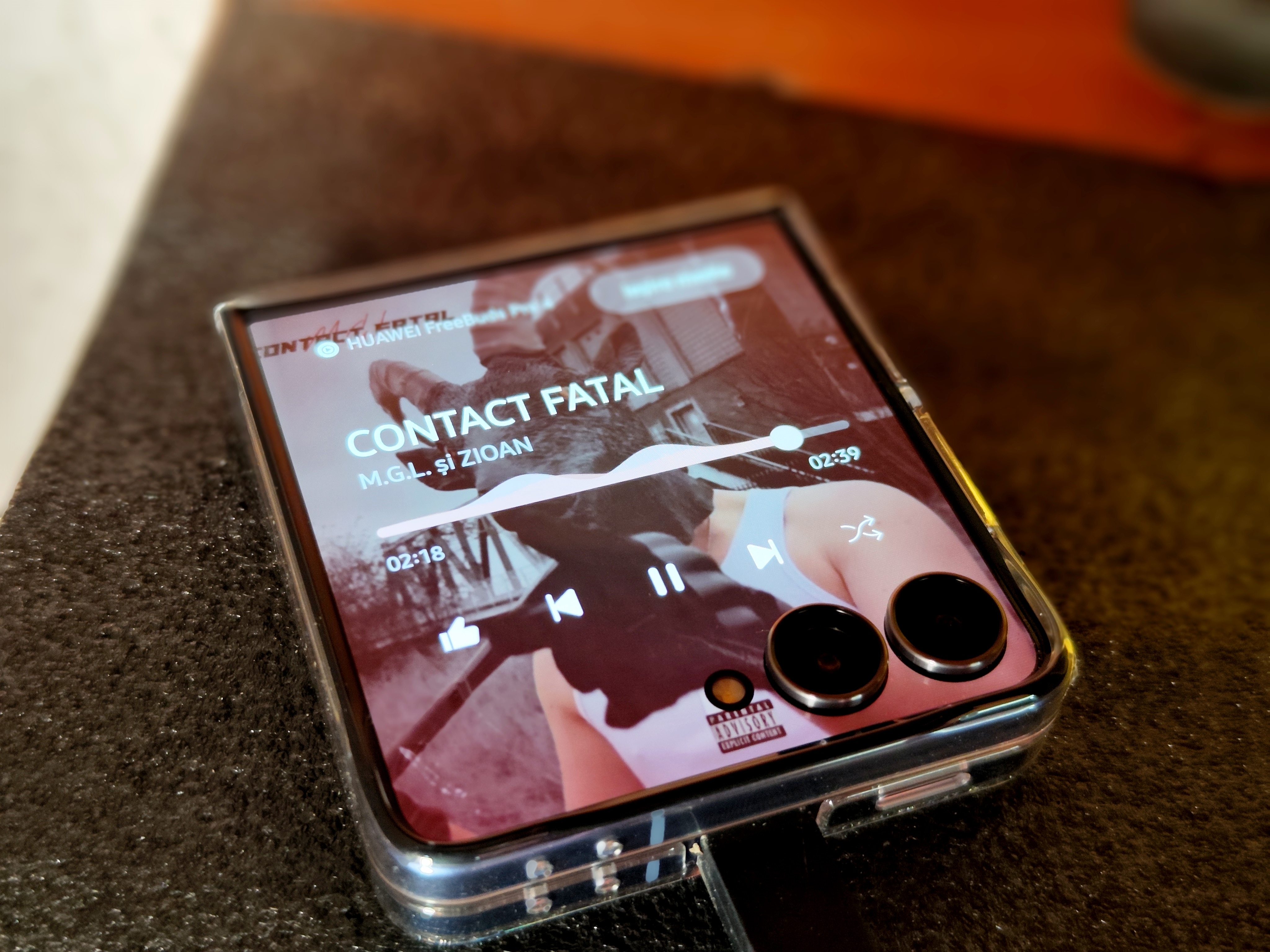 Telefon mobil Samsung Galaxy Z Flip7, 12GB RAM, 512GB, 5G, Coralred