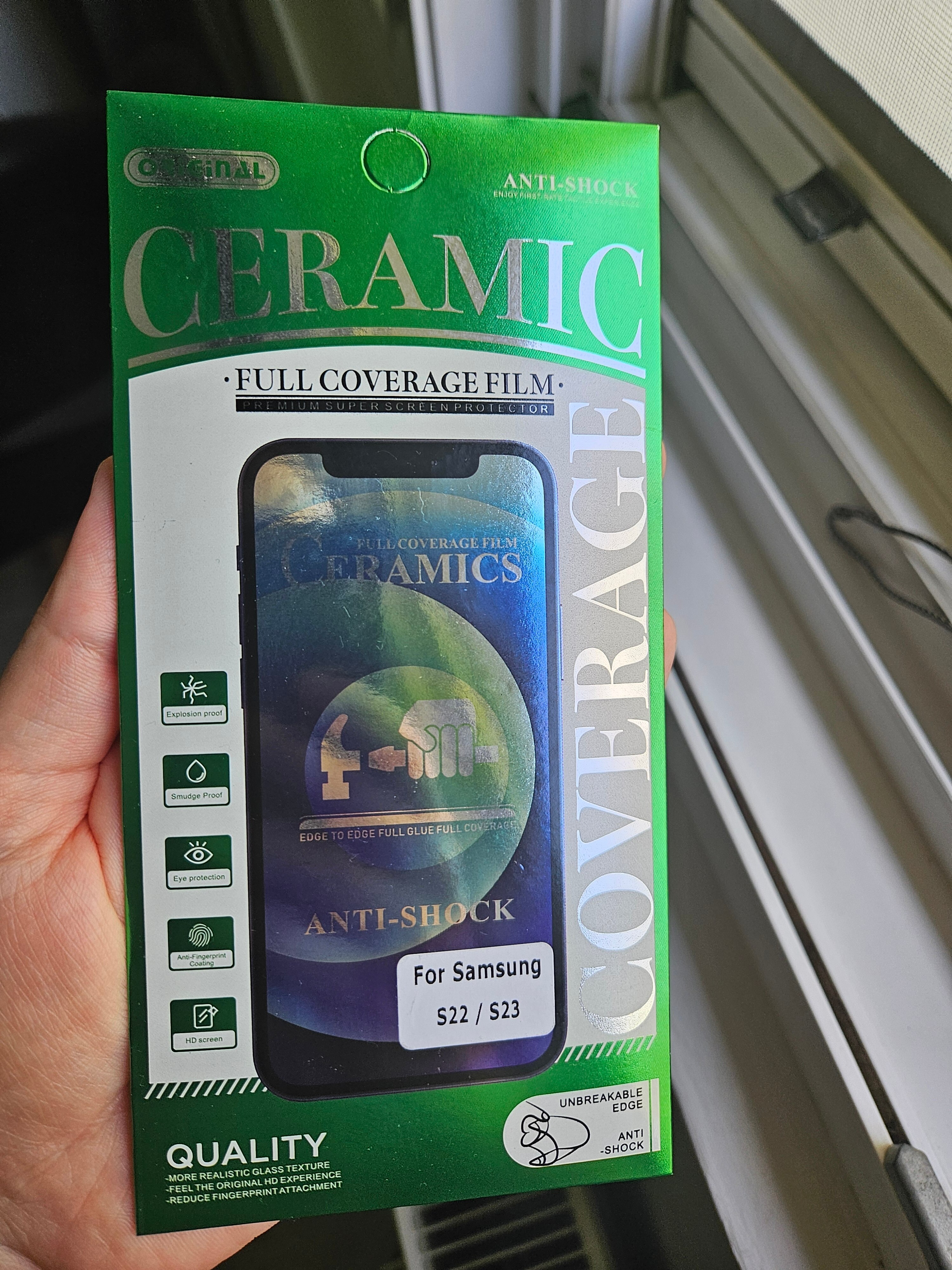 Folie de protectie ceramic glass pentru Samsung Galaxy S22 / S23