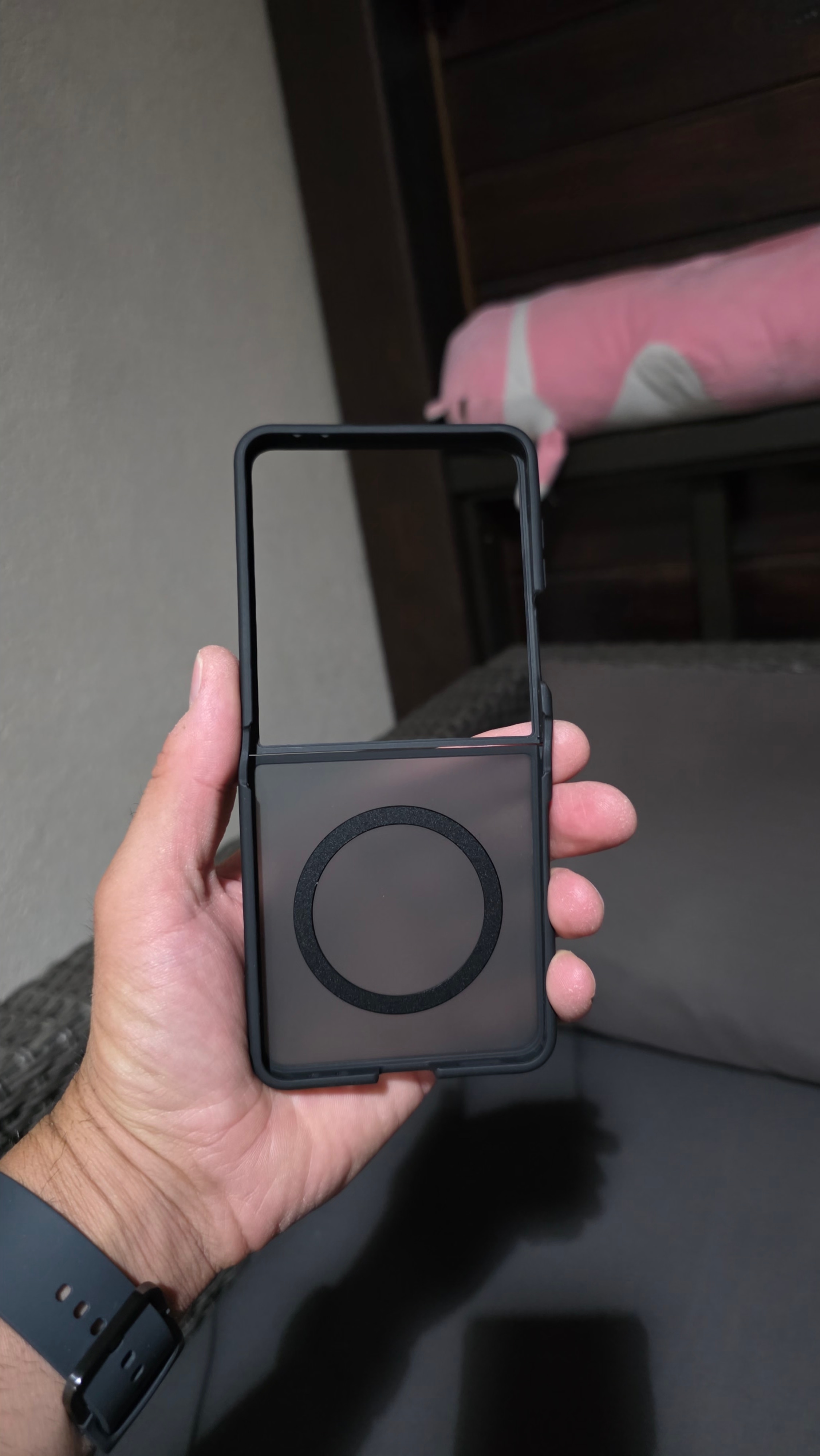 Husa de Protectie, Compatibila Samsung Galaxy Z Flip7, Doctor Shield Fantom, MagSafe - Negru