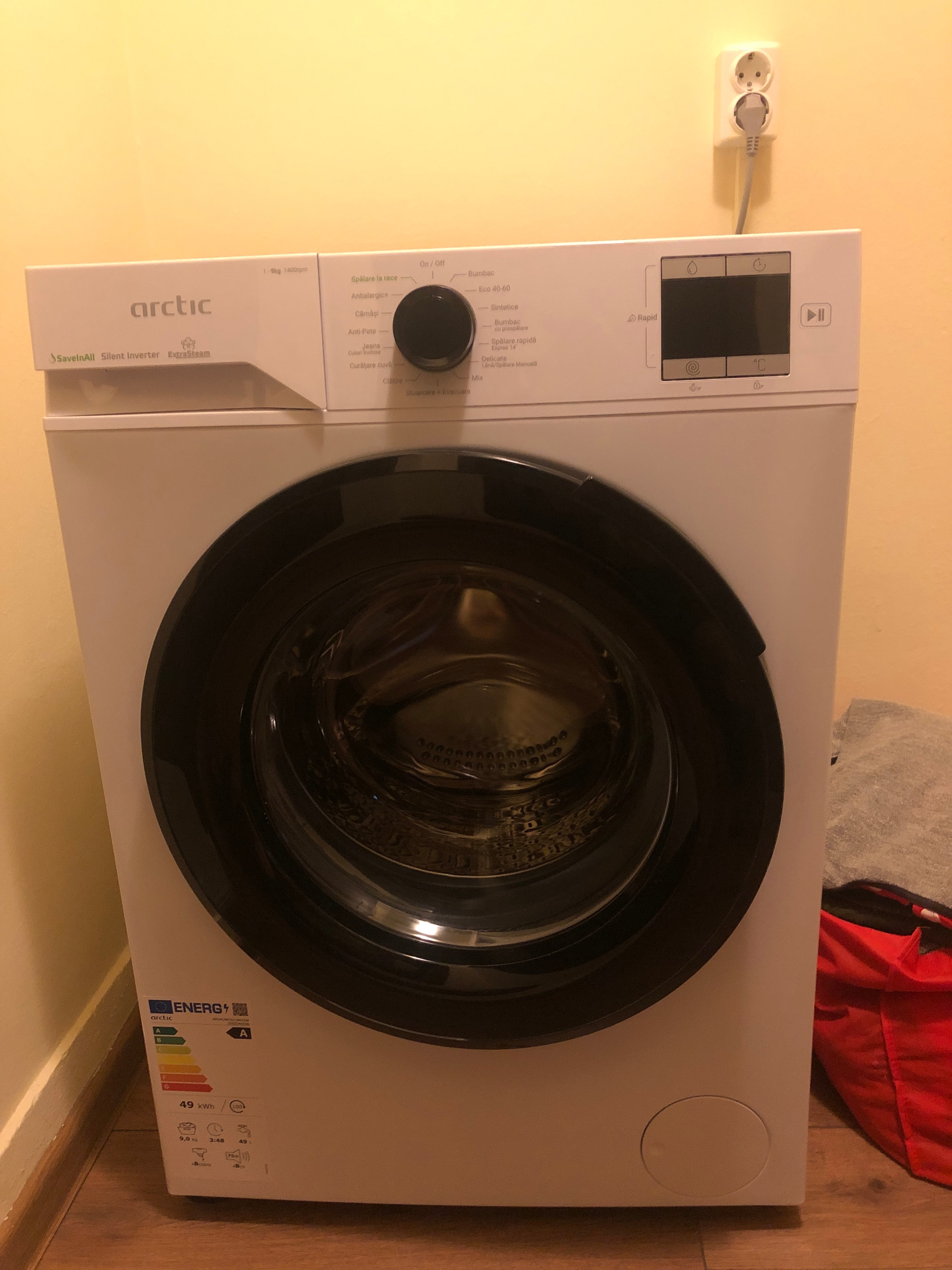 Masina de spalat rufe Arctic APLM1WFSU19410W, 9 Kg, 1400 RPM, Clasa A, Motor Silent Inverter, Recycled Tub, Child Lock, Add-In, Alb