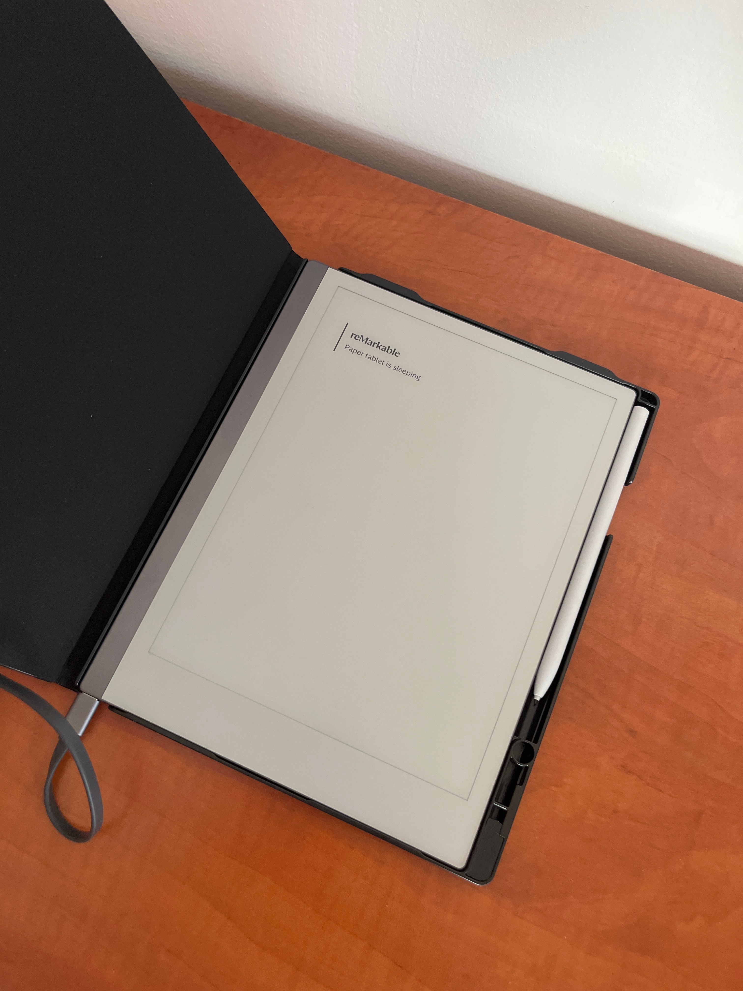Husa pentru tableta reMarkable 2, HNSMART, cu suport pentru stilou, inchidere magnetica, neagra, 10.3 inch