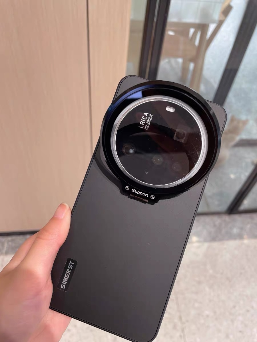 Husa Compatibil pentru Xiaomi 15 Ultra, cu suport invisibil, spate mat, anti-soc, protectie completa pentru camera, argintiu