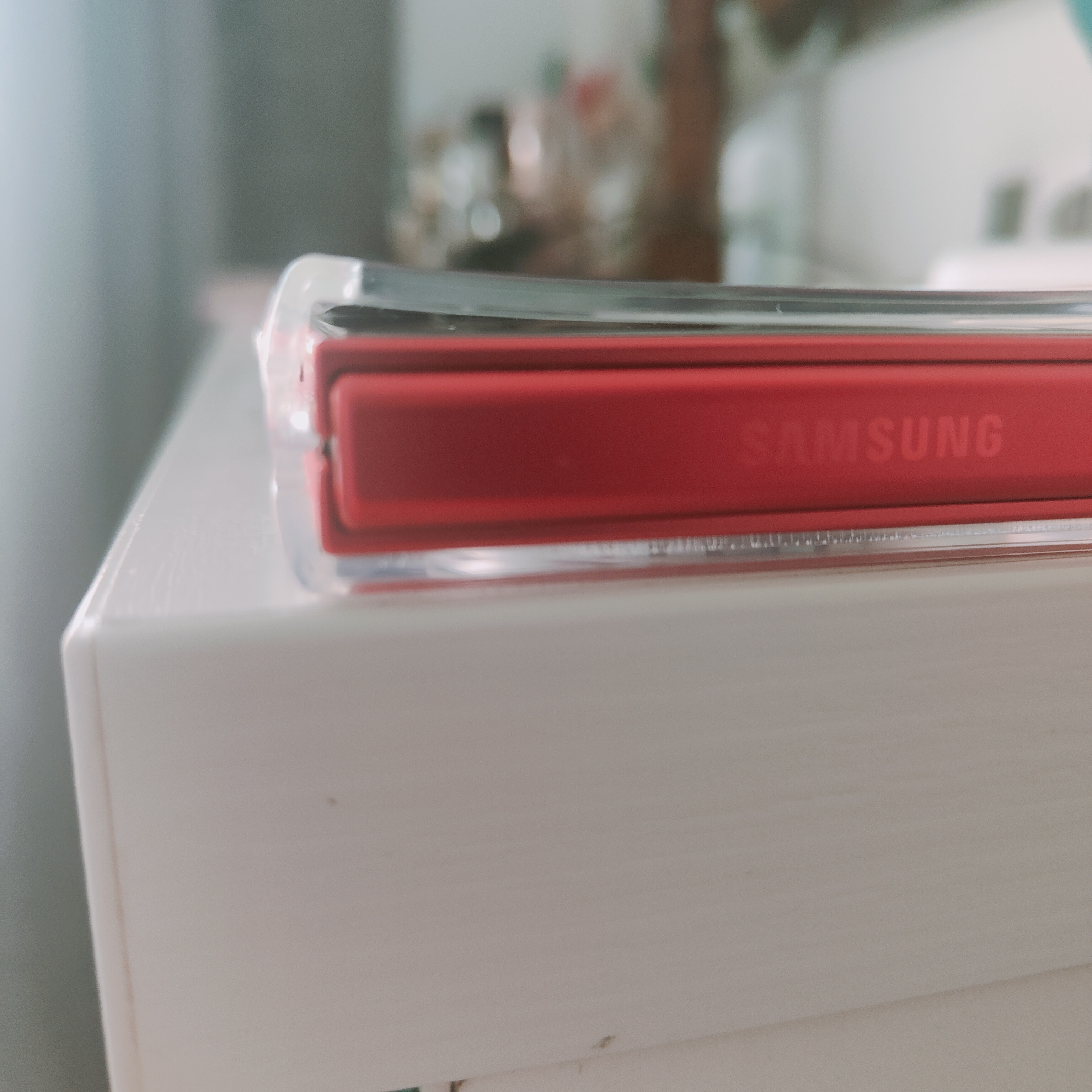 Husa Samsung Galaxy Z Flip 7, DaDen®, Compatibila cu MagSafe, ShockProof, Protectie Camera, Incarcare Wireless, Antisoc, Protectie Superioara, Transparenta