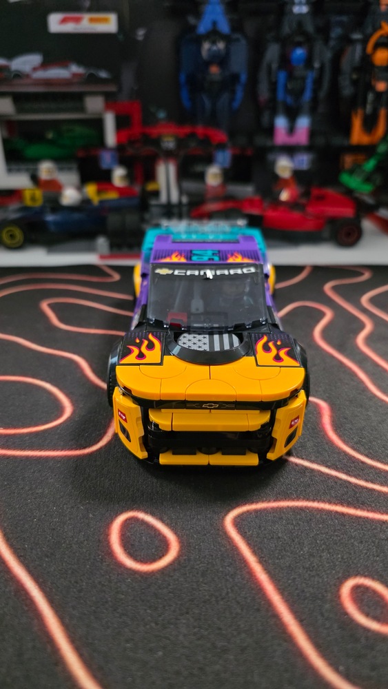 LEGO® Speed Champions - NASCAR® Next Gen Chevrolet Camaro