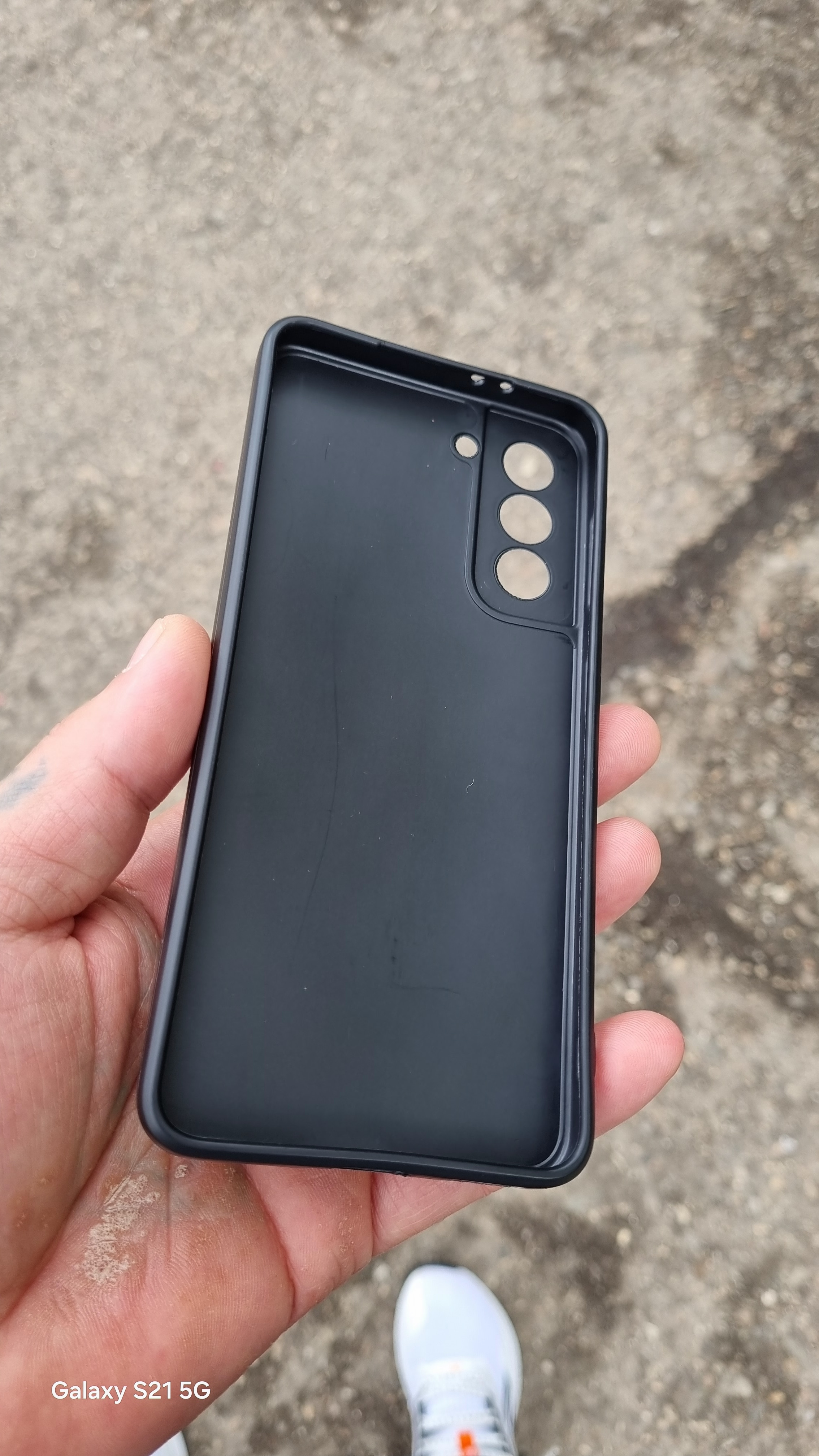 Husa Silicon, Compatibila Cu Samsung Galaxy S21, Selfie Teddy Bear, Rezistenta la uzura, Protectie Camera, Negru c-B 925