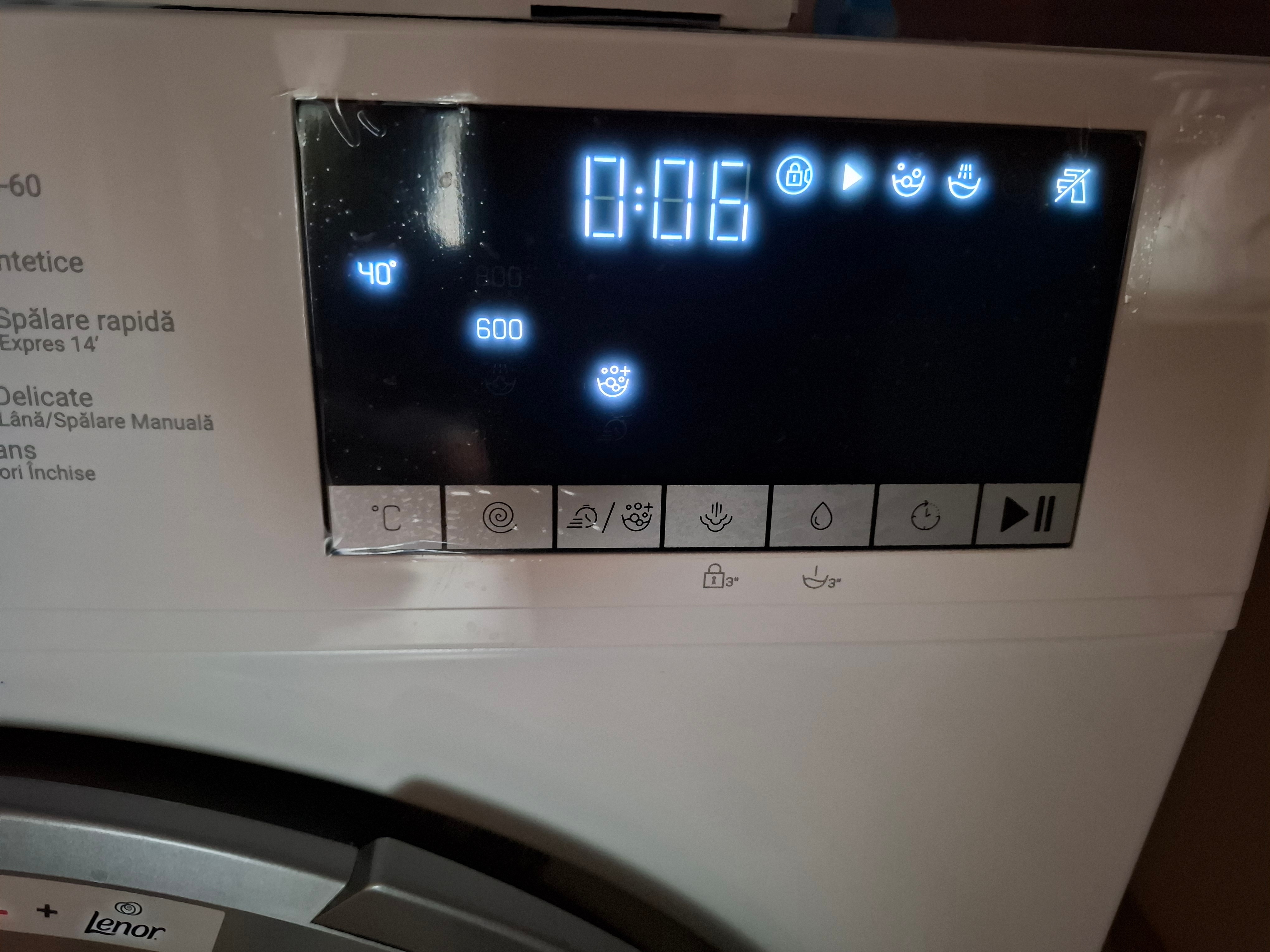 Masina de spalat rufe Arctic APLM2WFSU28411W, 8 Kg, 1400 RPM, Motor Silent Inverter, Drum Clean+Steam, Child Lock, Anticrease, Digital Display, Add-In, Clasa A, Alb
