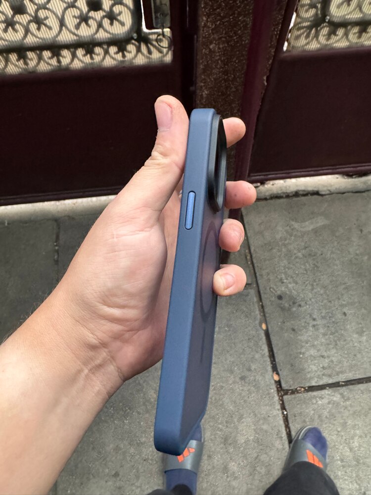Husa compatibila cu Incarcare Magsafe compatibila cu iPhone 15 Pro Max, CASEY STUDIOS™, de Protectie, Slim, pentru Incarcare Wireless, Margini Ridicate de Protectia Ecranului si a Camerelor, Anti socuri, Albastru inchis
