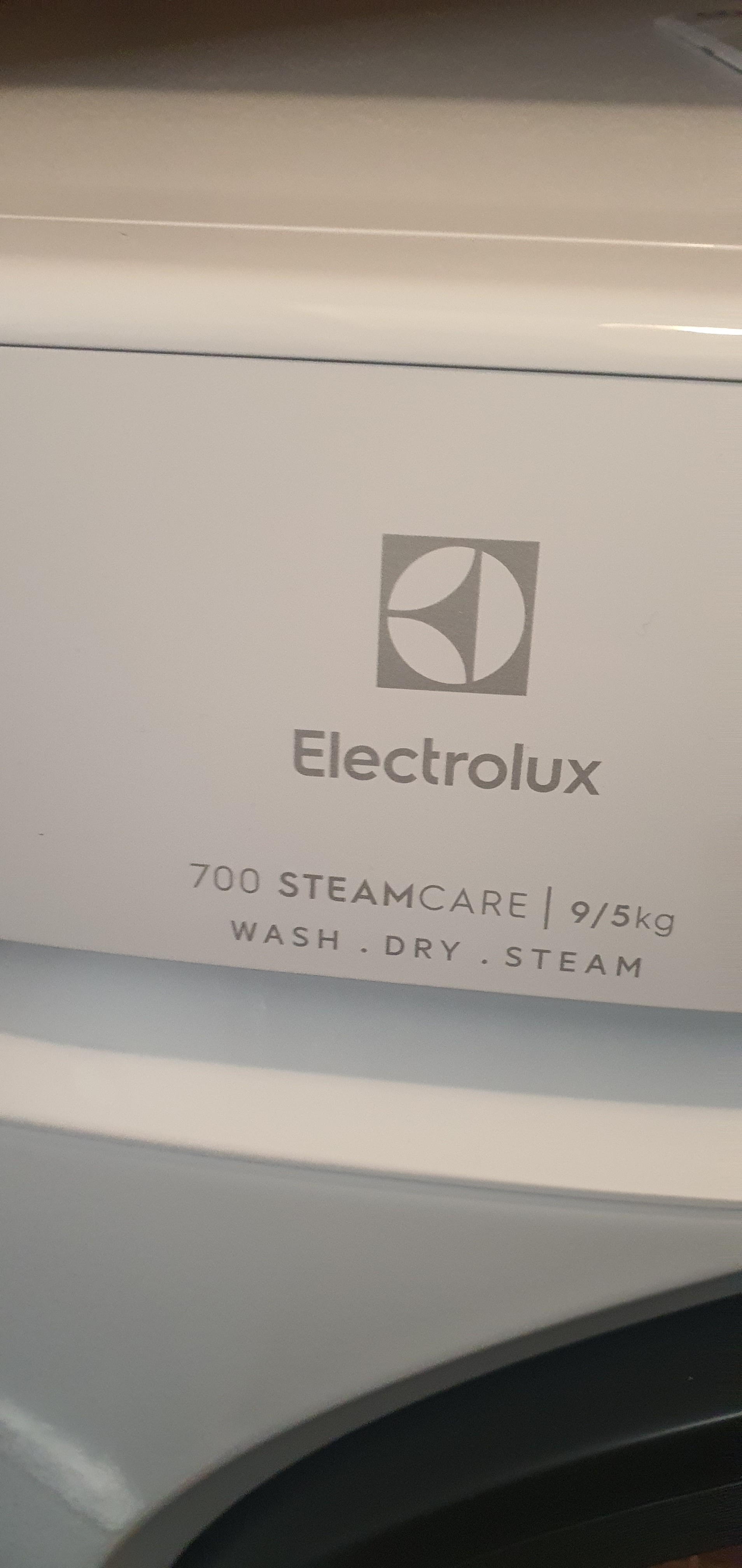 Masina de spalat rufe cu uscator Electrolux Ecoline EW7W4492E, 9 kg spalare, 5 kg uscare, 1400 RPM, LCD, Clase A, Motor Inverter, SteamCare+Sensicare, TimeManager, Alb