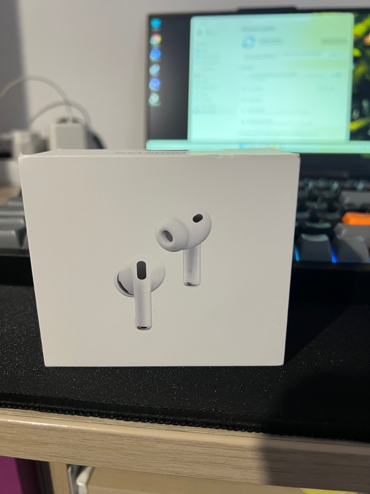 Casti Apple Airpods Pro 3, Carcasa MagSafe (USB-C) - eMAG.ro