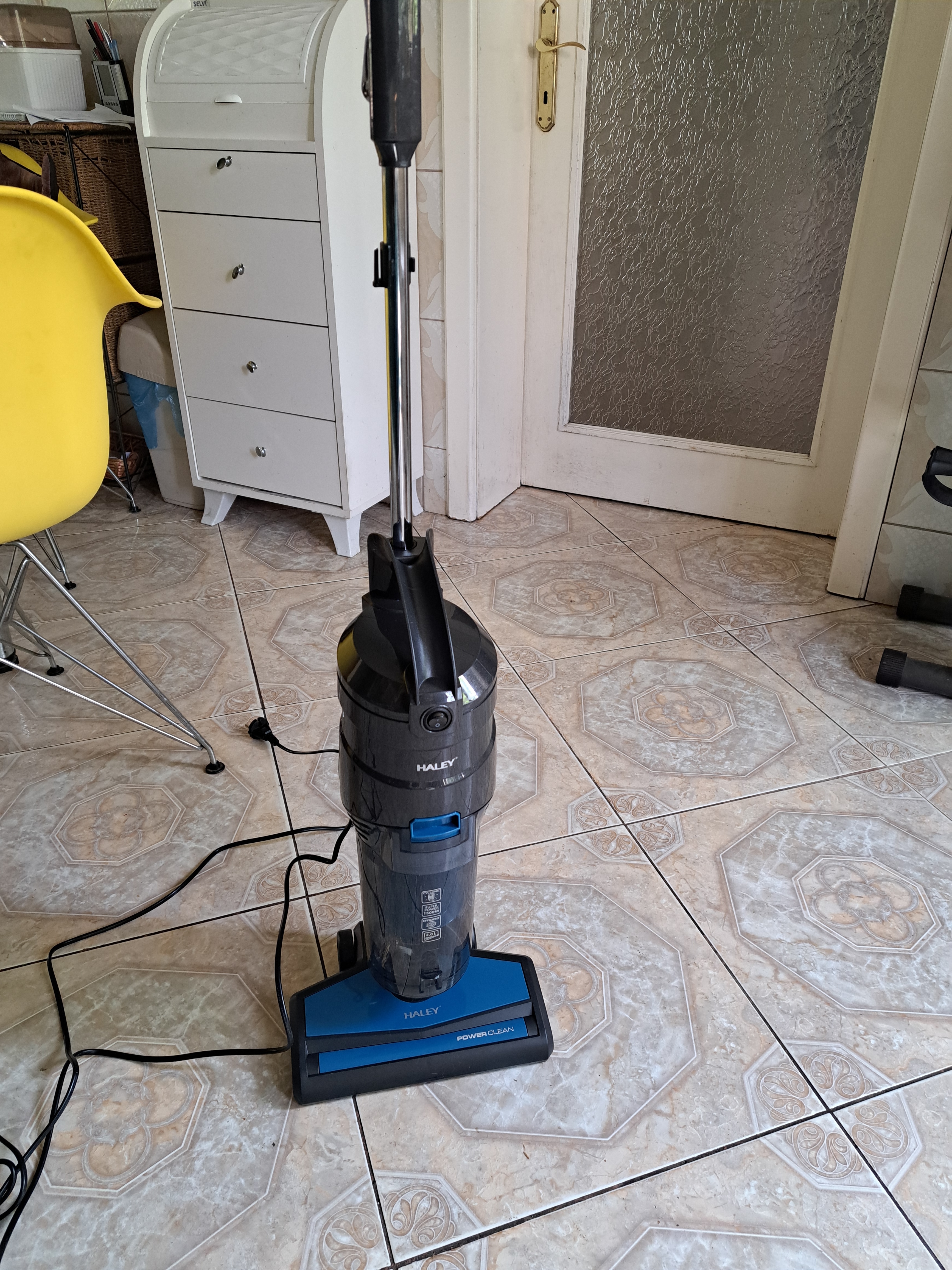Aspirator Industrial 2 in 1 HALEY 3200W, de 25L, Filtrare Multistrat, Putere Mare, Silentios, Tub Telescopic