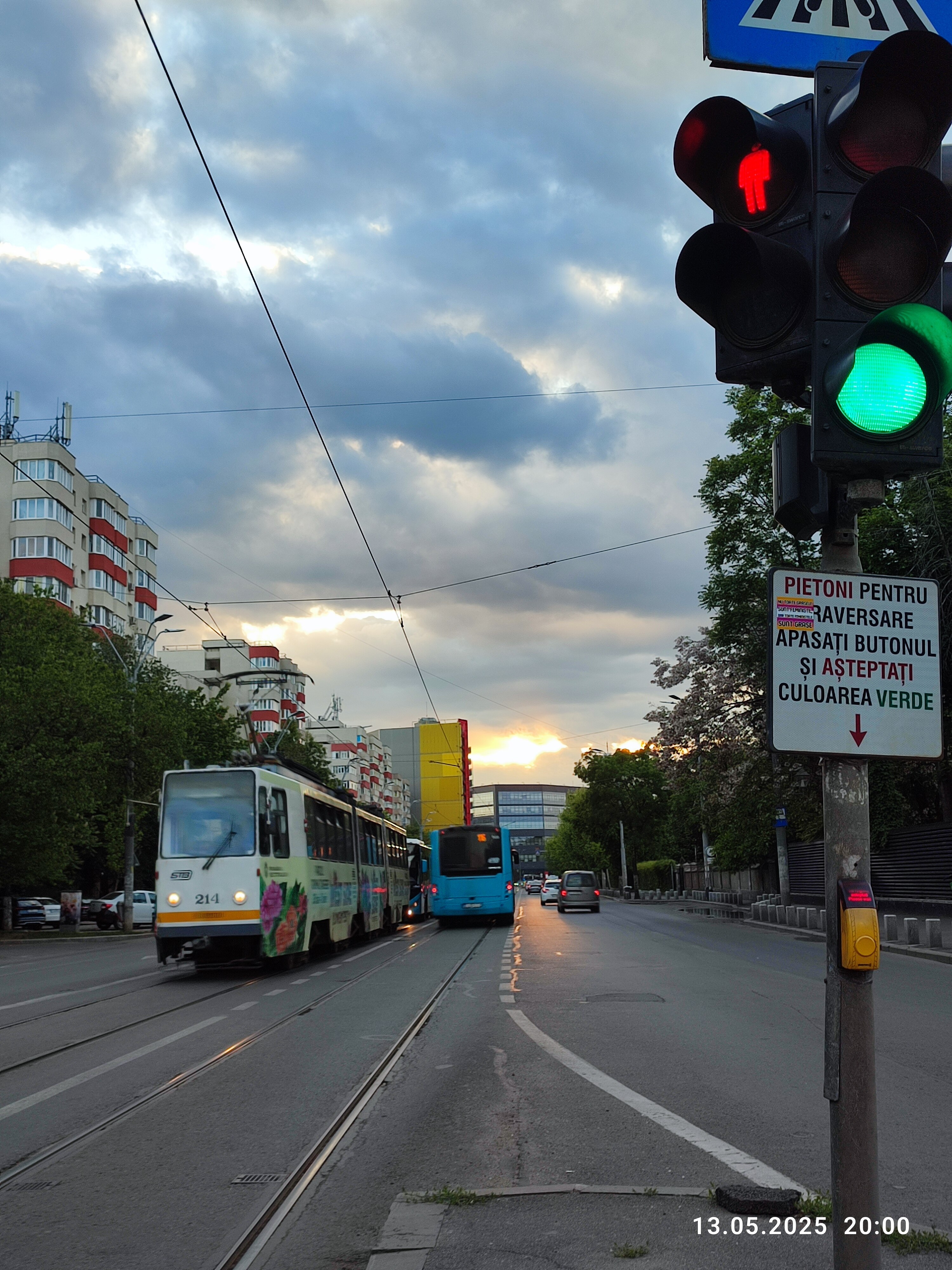 Telefon mobil Xiaomi Redmi Note 10 Pro, Dual SIM, 6GB, 128GB, Onyx Gray