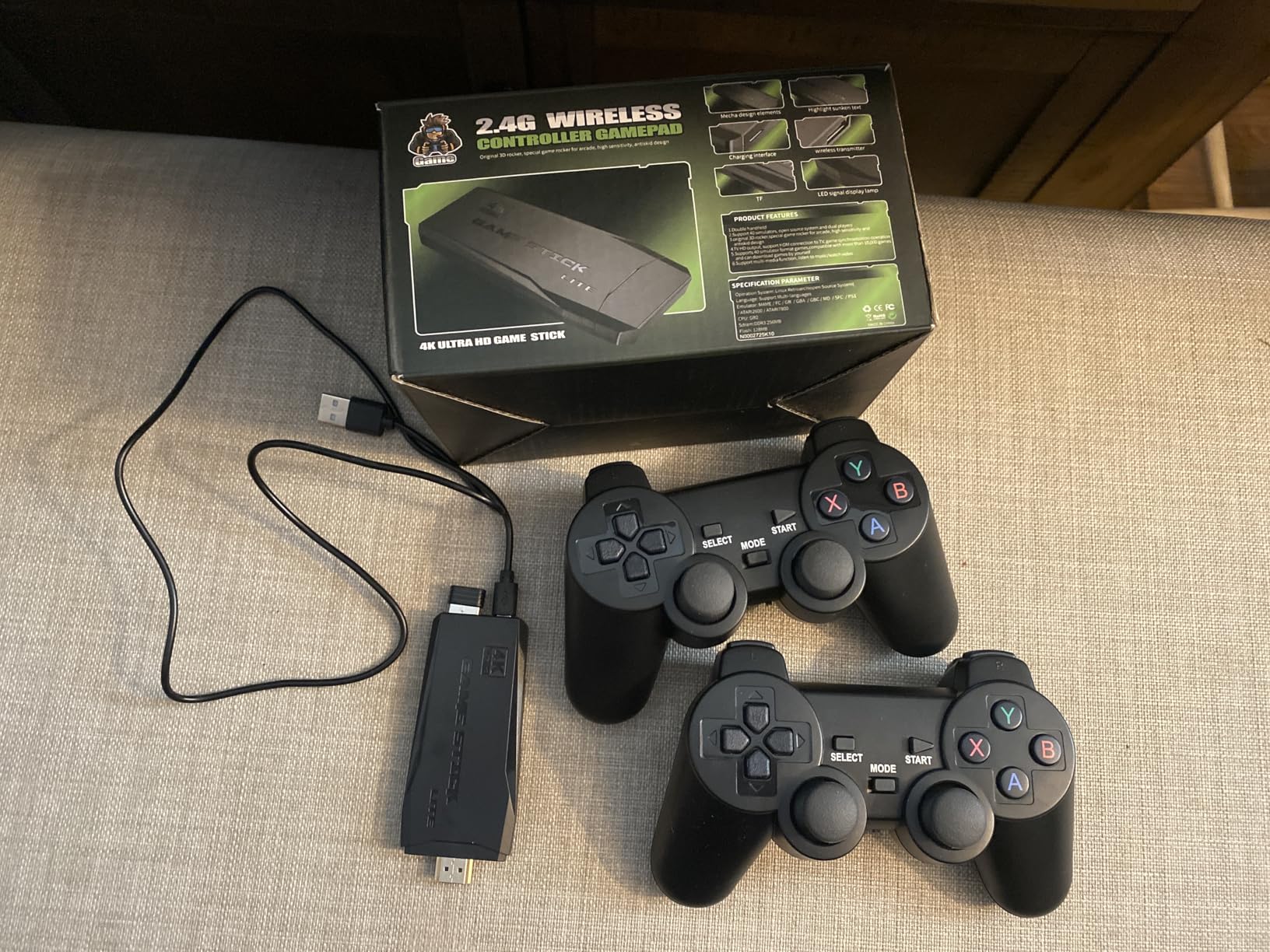 Consola de jocuri retro wireless RQQM, 10000+ jocuri, 2 controlere wireless 2.4G, HDMI 4K, 64GB