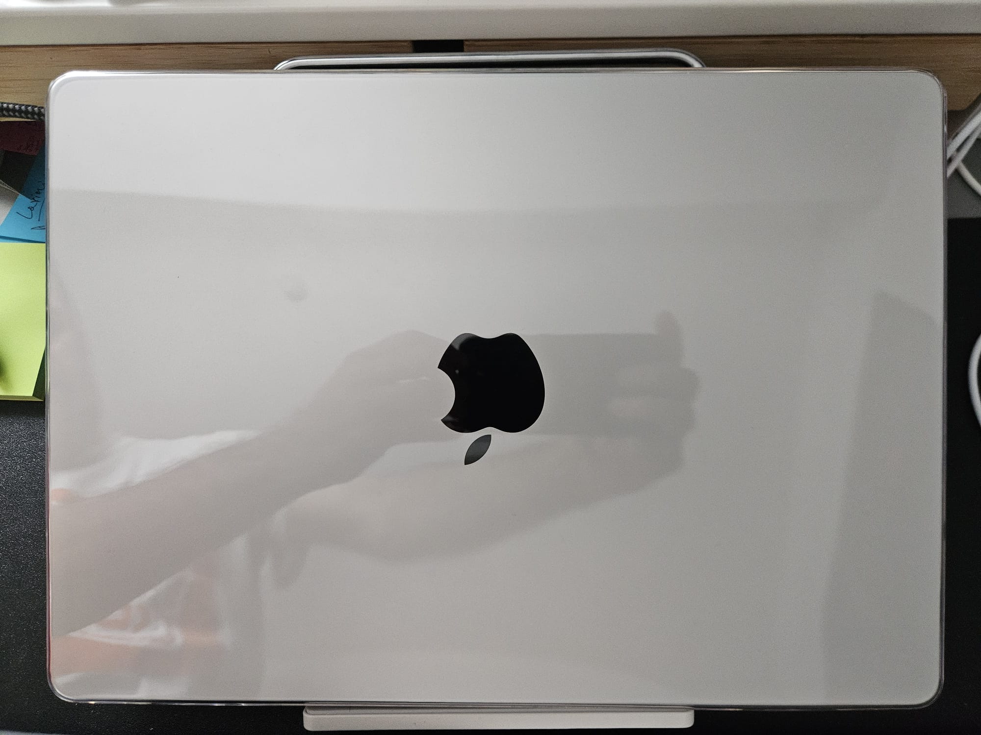 Carcasa pentru Macbook Pro 14 inch (2023/2022/2021) M1 / M2 / M3 Pro / Max Hard Shell Frost transparent mat