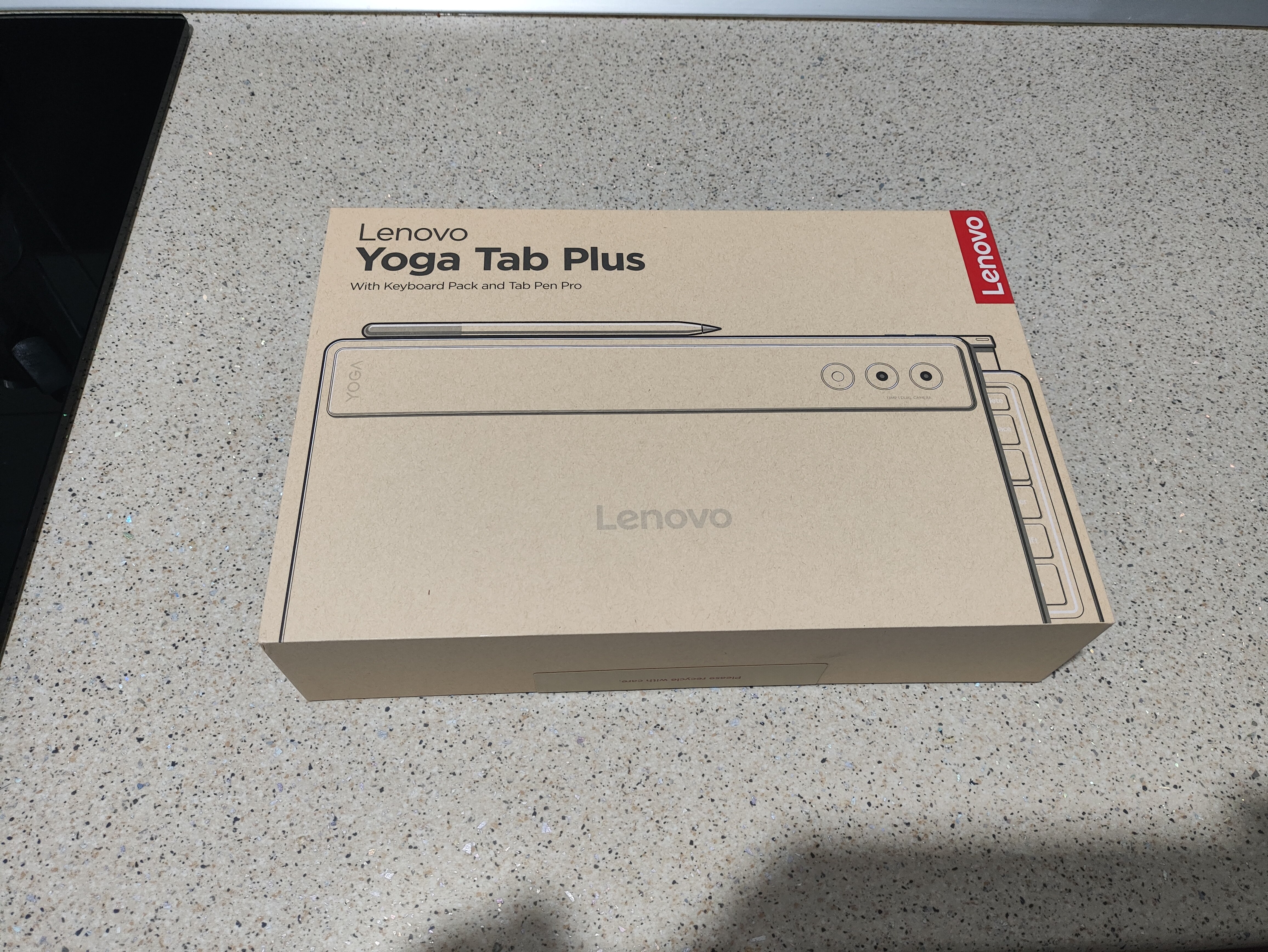 Tableta Lenovo Yoga Tab Plus, Octa-Core, 12.7" 3K (2944x1840) LTPS, 16GB RAM, 512GB, Wi-fi, Seashell + Lenovo® 2-in-1 Keyboard Pack + Lenovo Tab Pen Pro