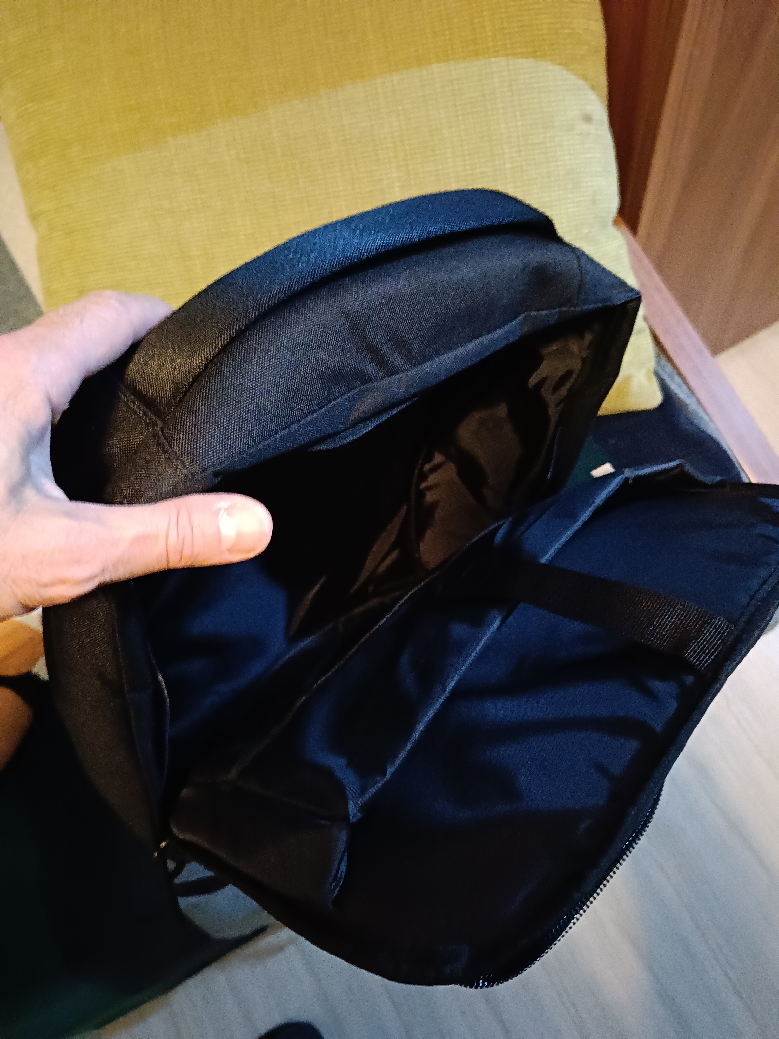 Rucsac laptop ASUS ROG BP1501G 17”, Holographic Edition, rezistent la apa, Negru