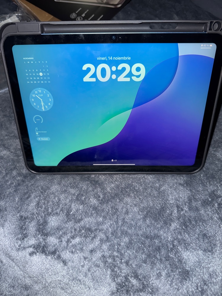 Husa de protectie pentru iPad (A16) 11 generatie de 11 inch 2025, husa pentru iPad 10 generatie de 10, 9 inch 2022, cu suport pentru stilou, husa inteligenta cu suport pliabil in trei, husa spate ultra-subtire din TPU moale, Albastru Violet
