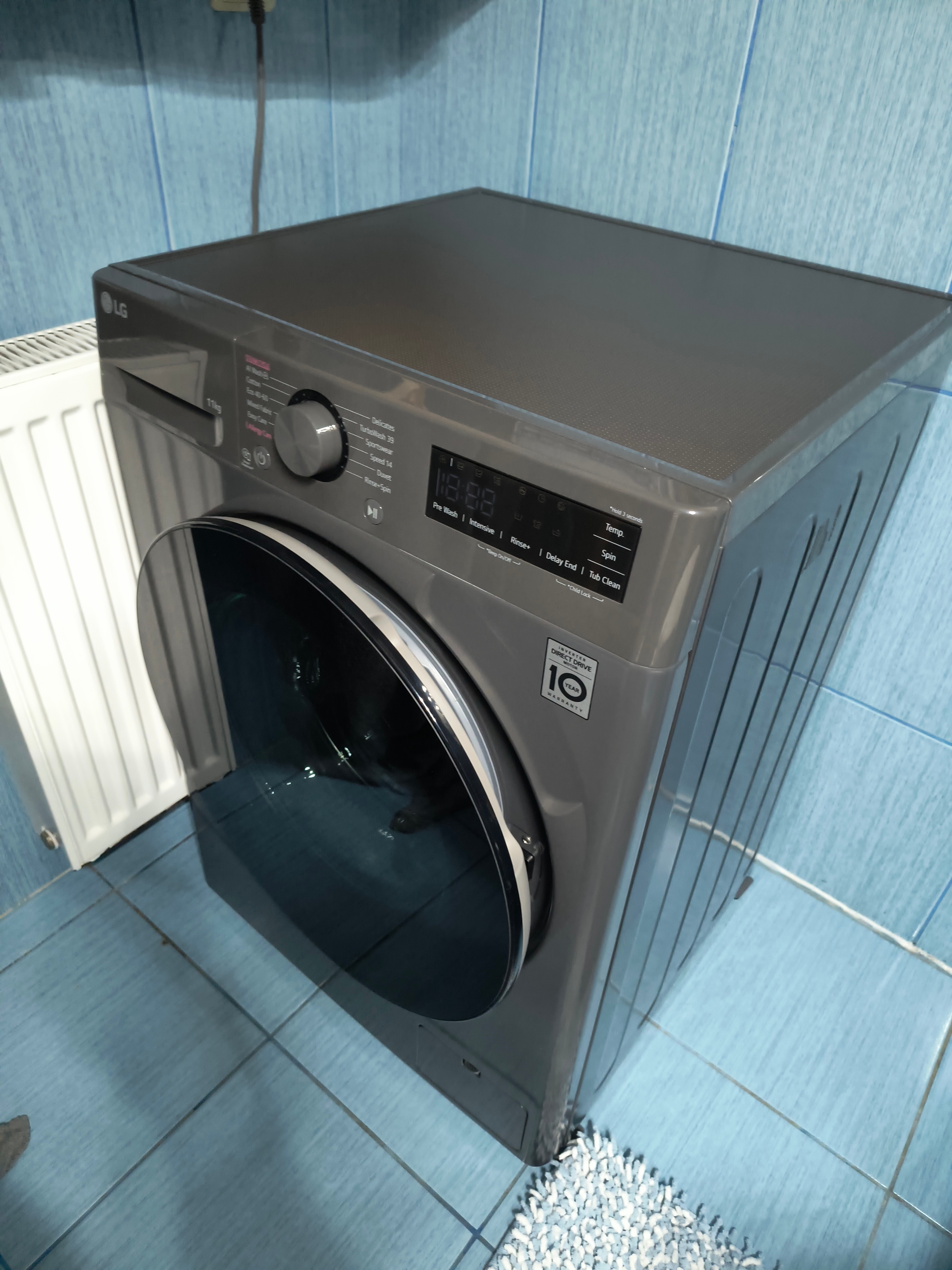 Masina de spalat rufe LG F4WR511S2M, 11 kg, 1400 rpm, Clasa A, Motor AI Direct Drive, TurboWash, Smart Diagnosis, Negru