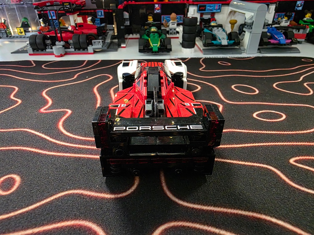 LEGO® Speed Champions - Porsche 963 76916, 280 piese - eMAG.ro