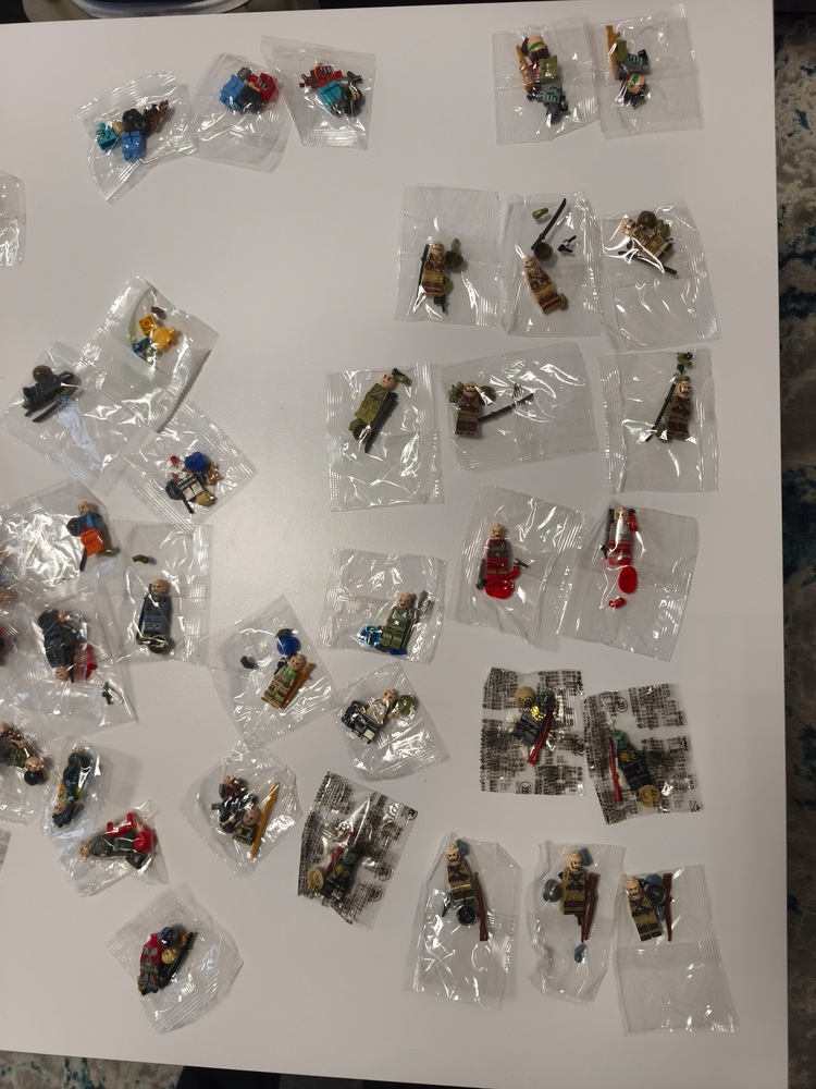 Set 48 Figurine Ninjago, Fokelyi, Plastic, Multicolor - eMAG.ro