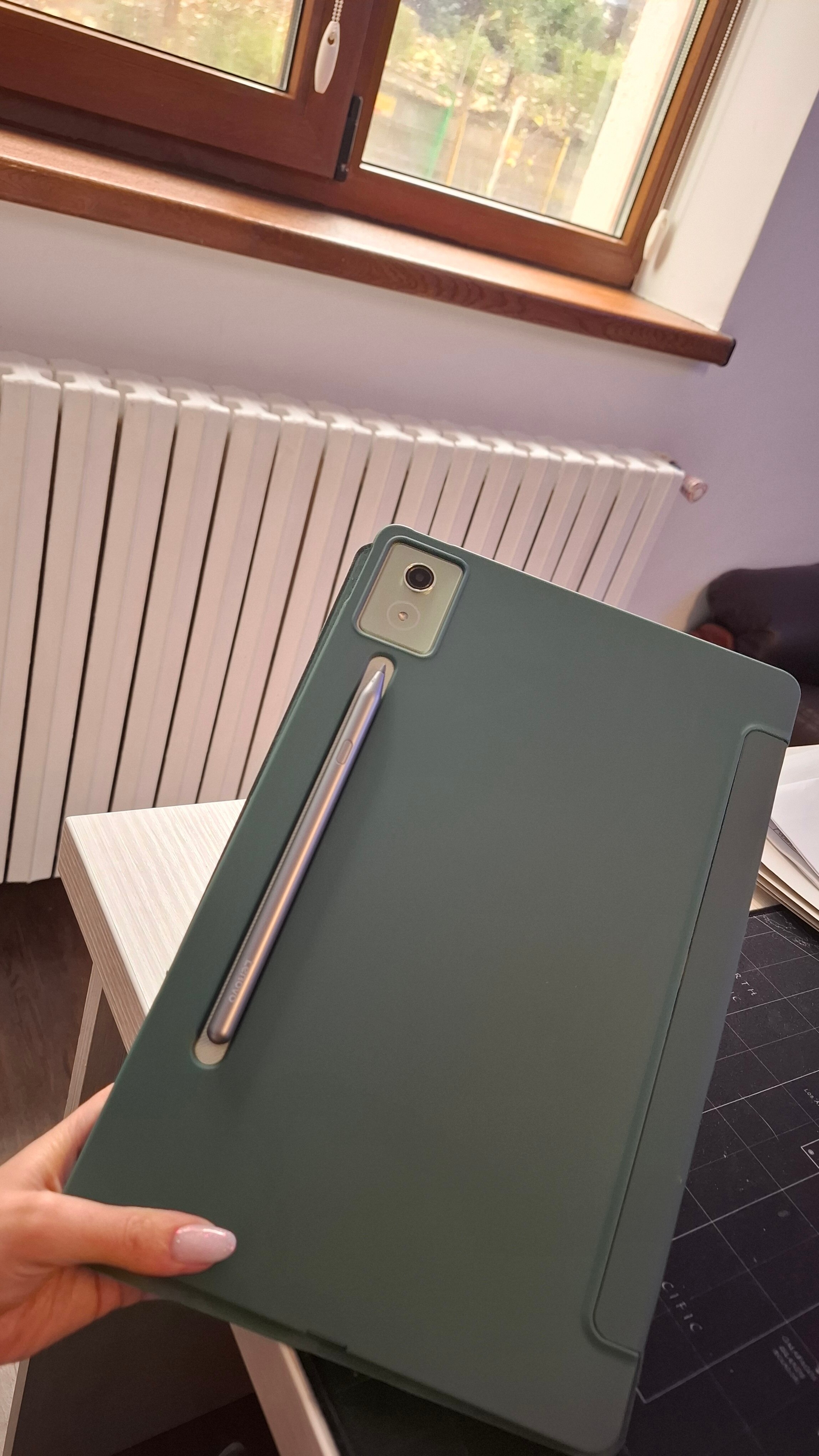 Husa Ultra Slim pentru Lenovo Idea Tab Pro, 12.7" (2025), Silicon TPU, Smart Cover - Negru