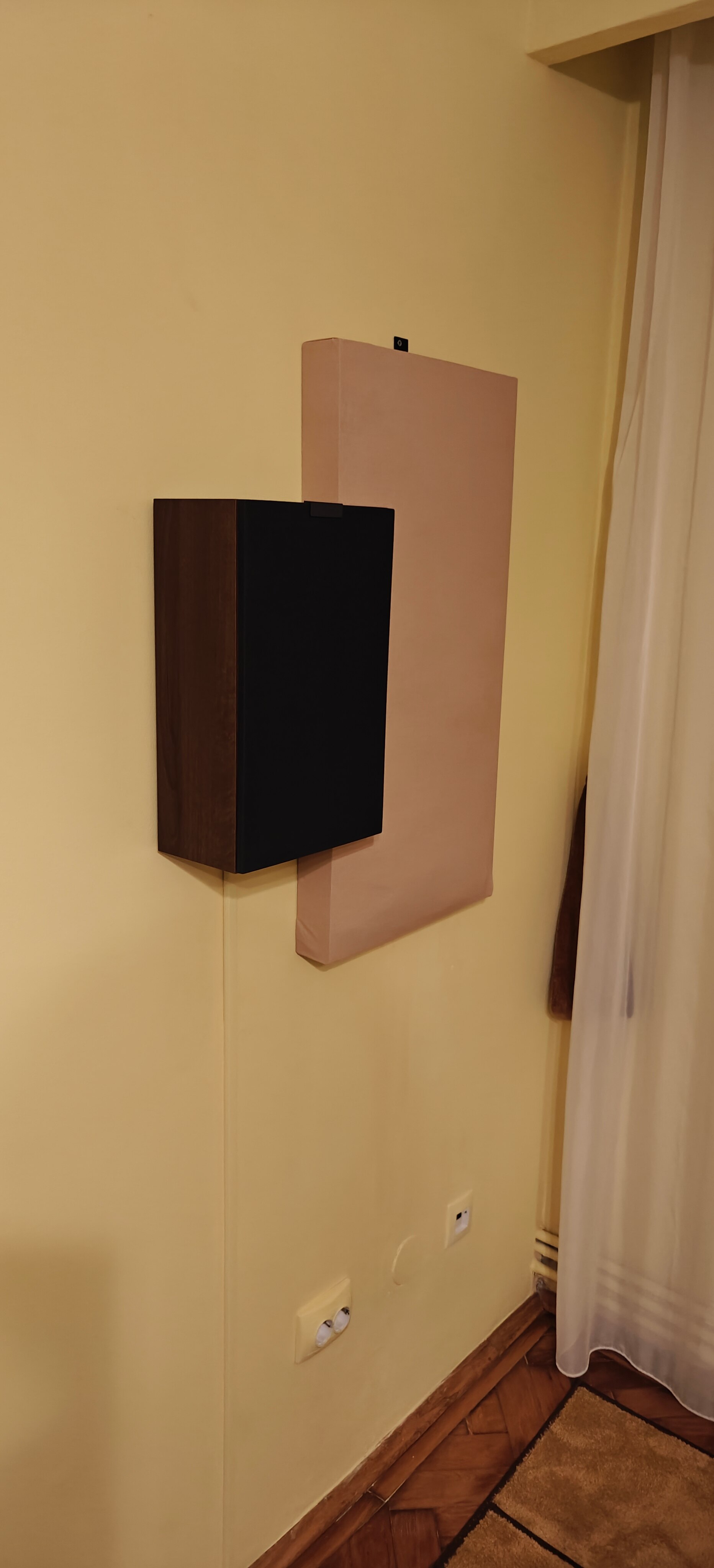 Televizor TCL QD-MiniLed 75C8K, 189 cm, Smart Google TV, 4K Ultra HD, 100Hz, Sunet Bang & Olufsen, Clasa D (Model 2025)