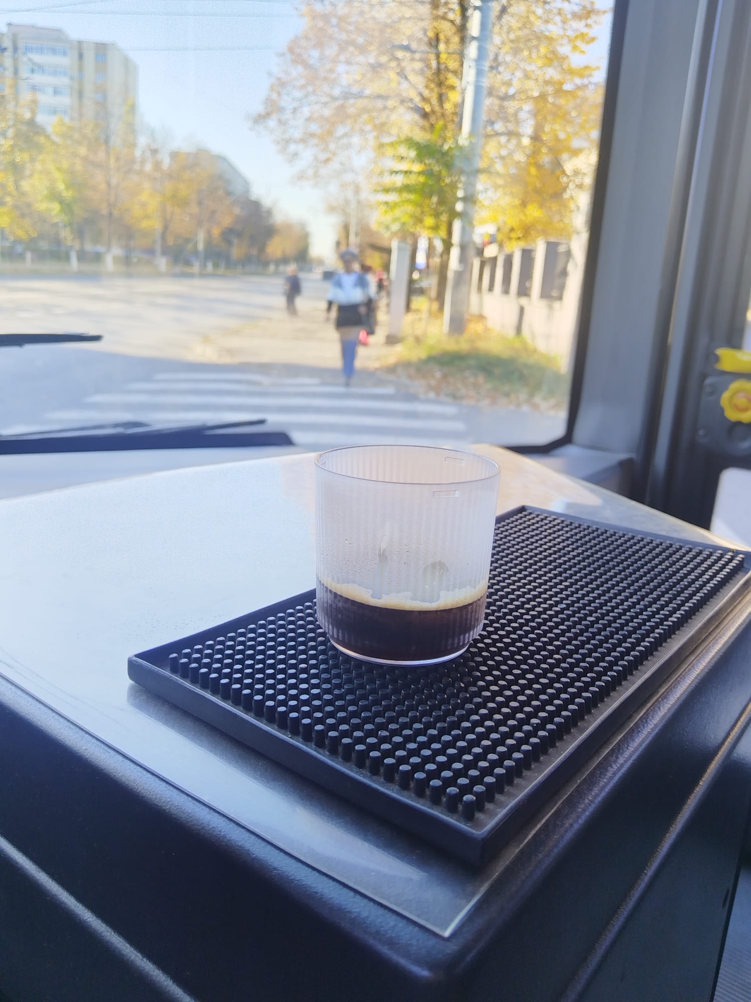 Espressor portabil K0204-20260822-16, compatibil cu capsule de diferite dimensiuni si cafea macinata, incalzire wireless, incarcare USB, negru