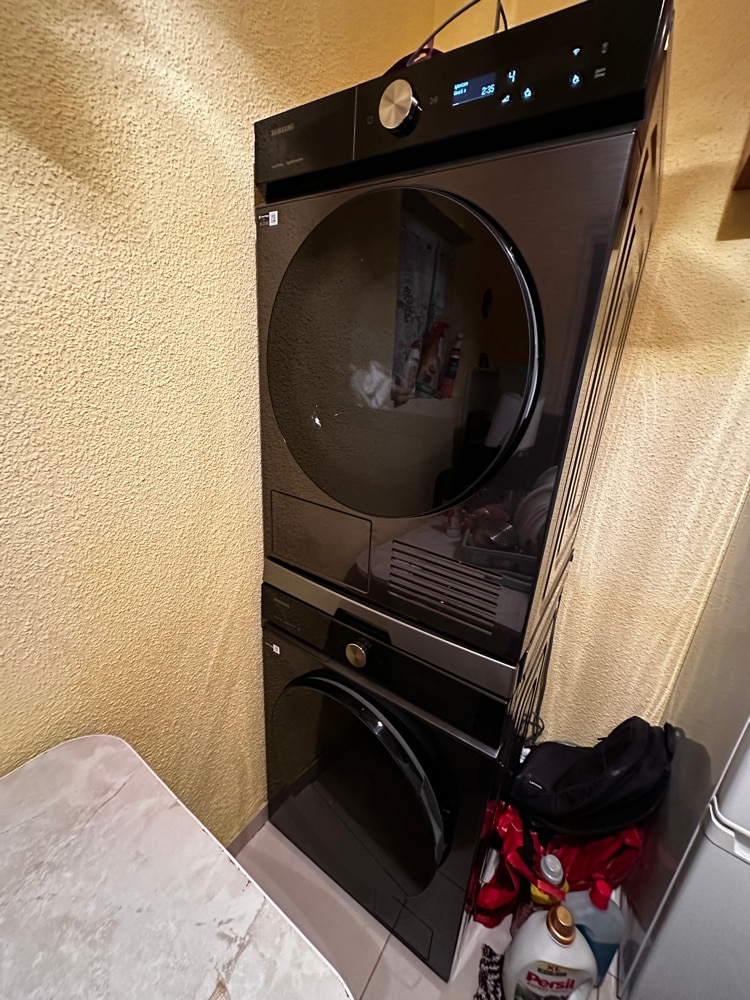 Masina de spalat rufe Samsung Bespoke AI WW11DB8B95GBU4, 11 kg, 1400 rpm, Clasa A, AI Wash, AI Ecobubble, Auto Dispense, Quick Bubble 39 min, Negru