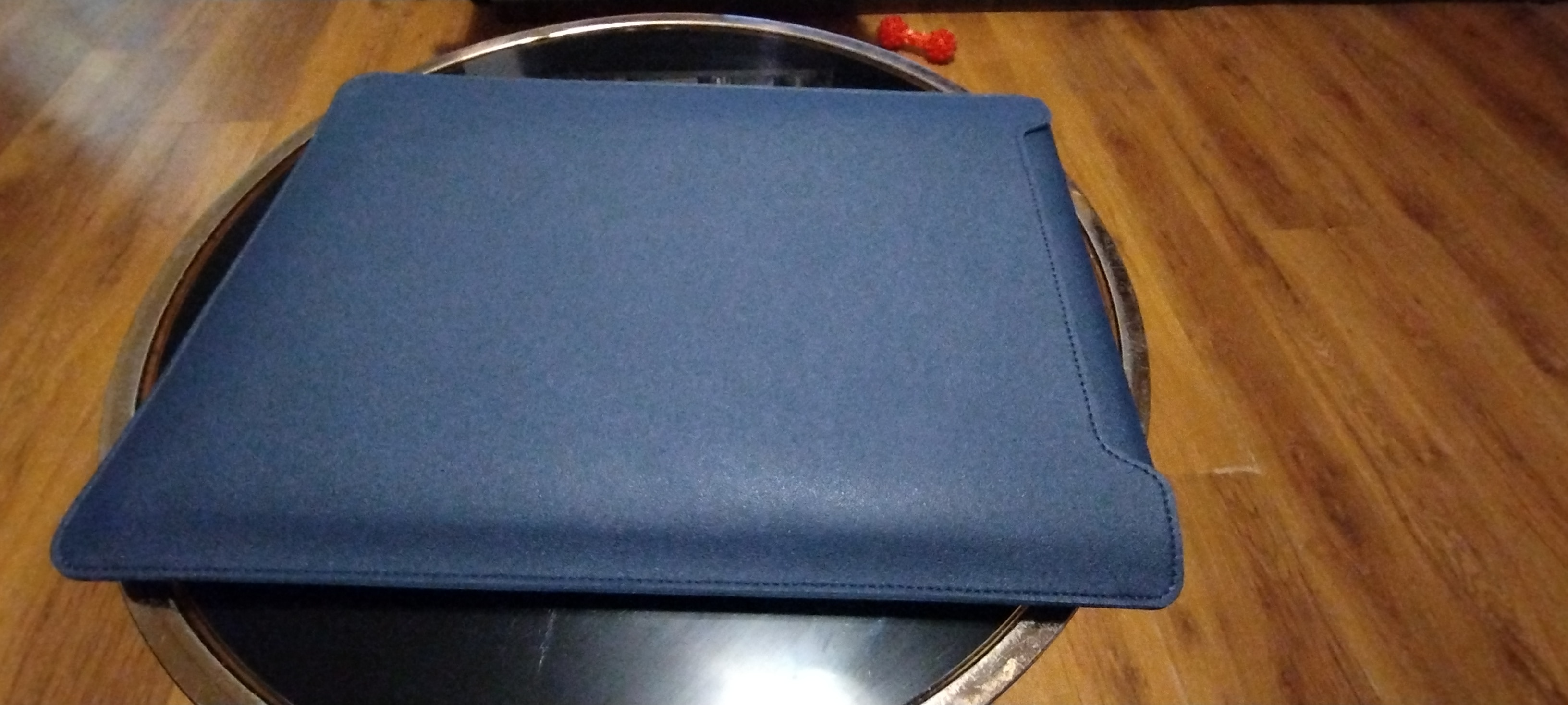 3 in 1 Husa laptop cu foldable stand, NAXSIR, Impermeabil si rezistent la zgarieturi, Velcro, Portabil, Piele PU, 15 inch/16 inch, 28 x 38 cm, Negru