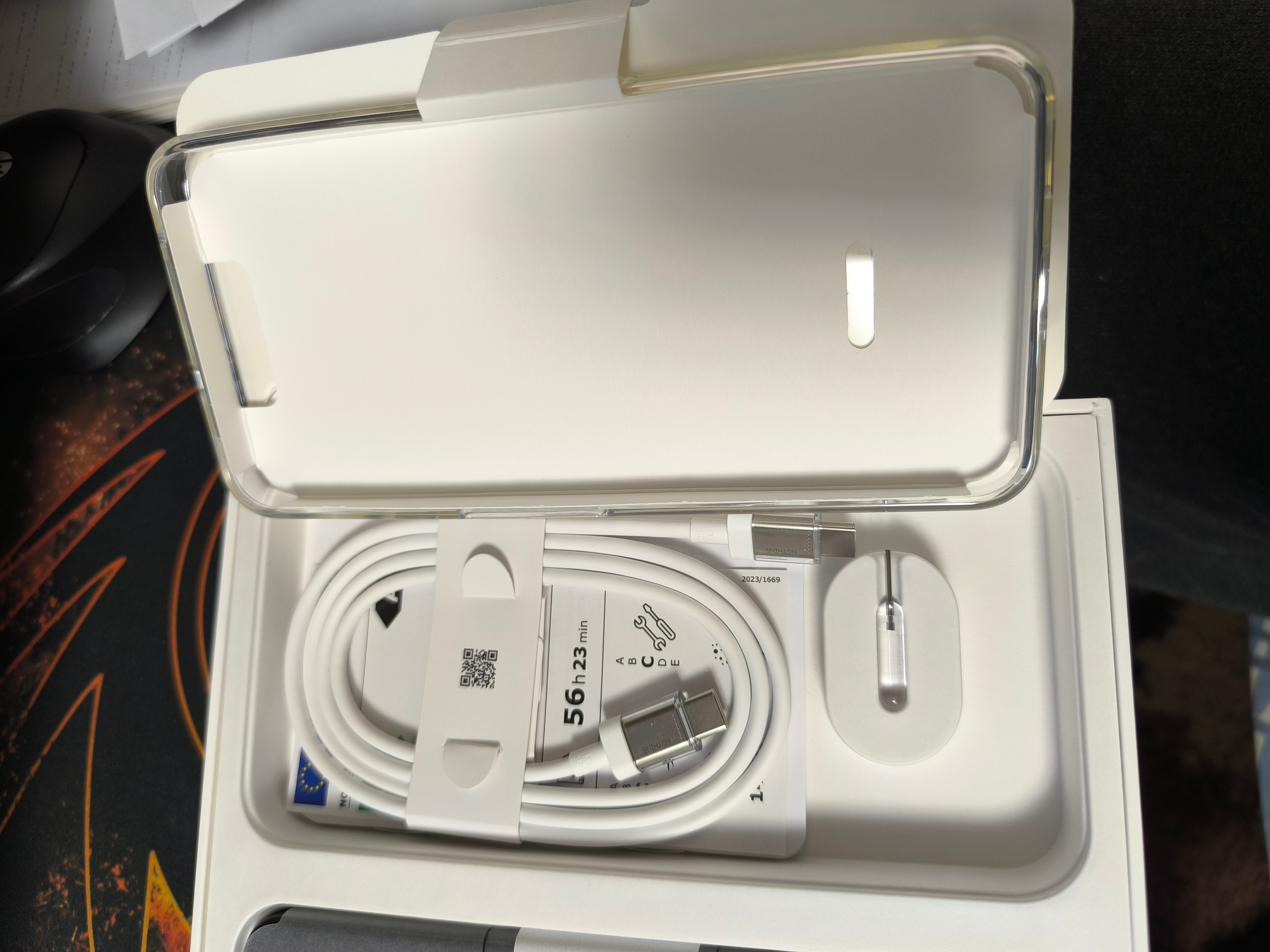 Telefon mobil Nothing Phone (3), 256GB, 12GB RAM, 5G, White