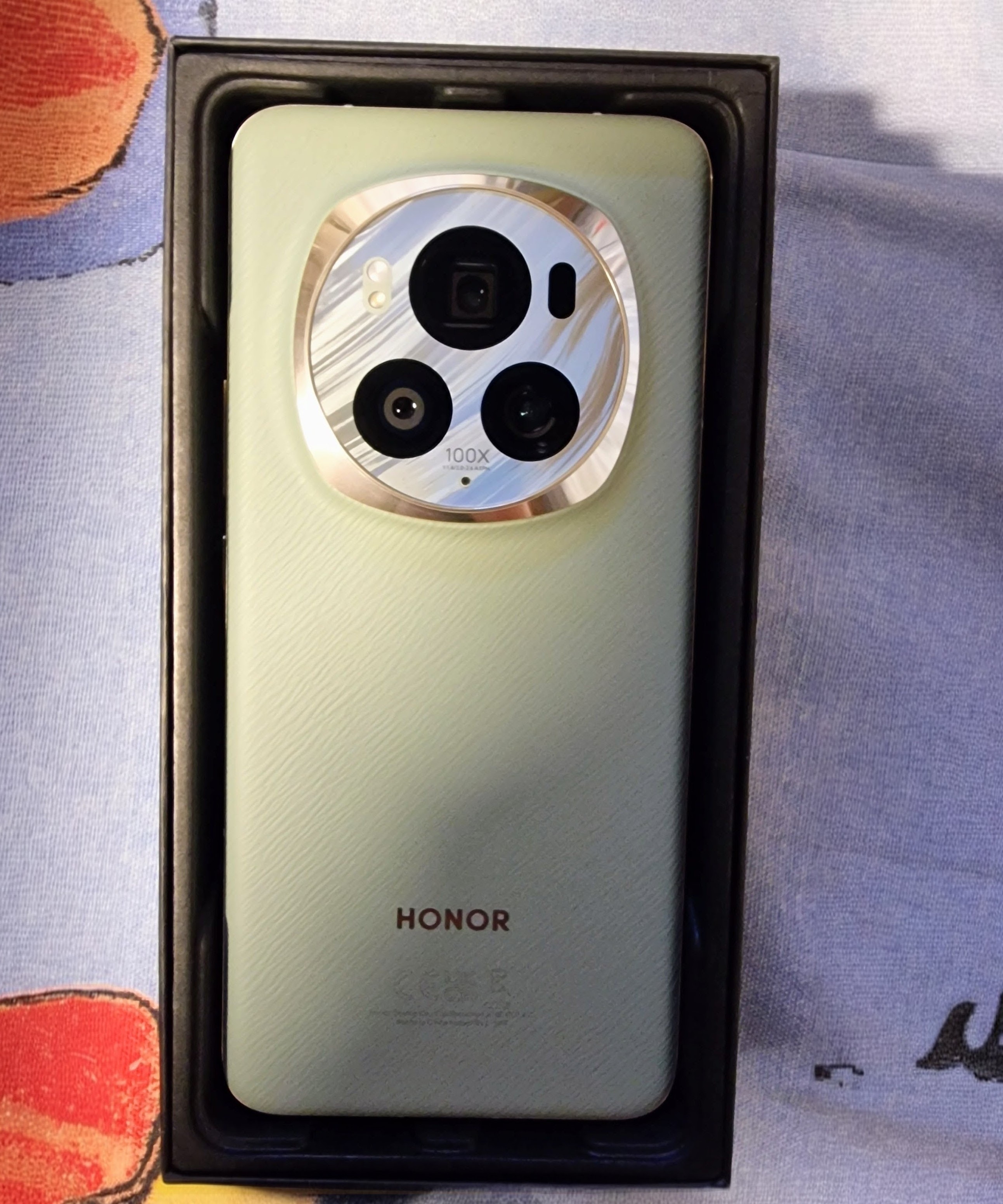 RESIGILAT: Telefon mobil HONOR Magic 6 Pro, Dual SIM, 12GB RAM, 512GB, 5G, Sage Green