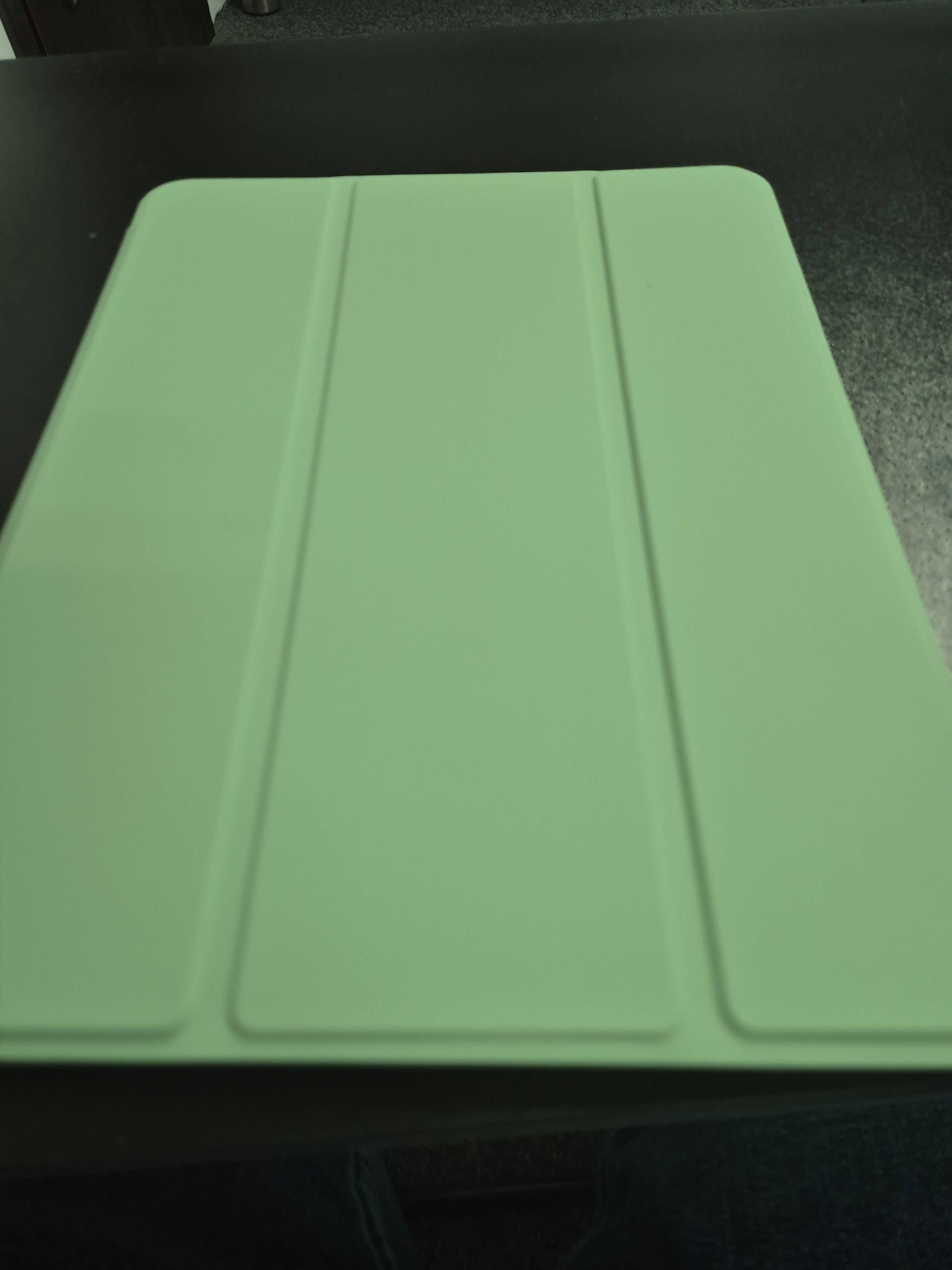 Husa pentru Apple iPad Air 11" 2024 / 2025 M2, M3 cu functie wake-up/sleep si compartiment pentru Apple Pen tip stand sky blue