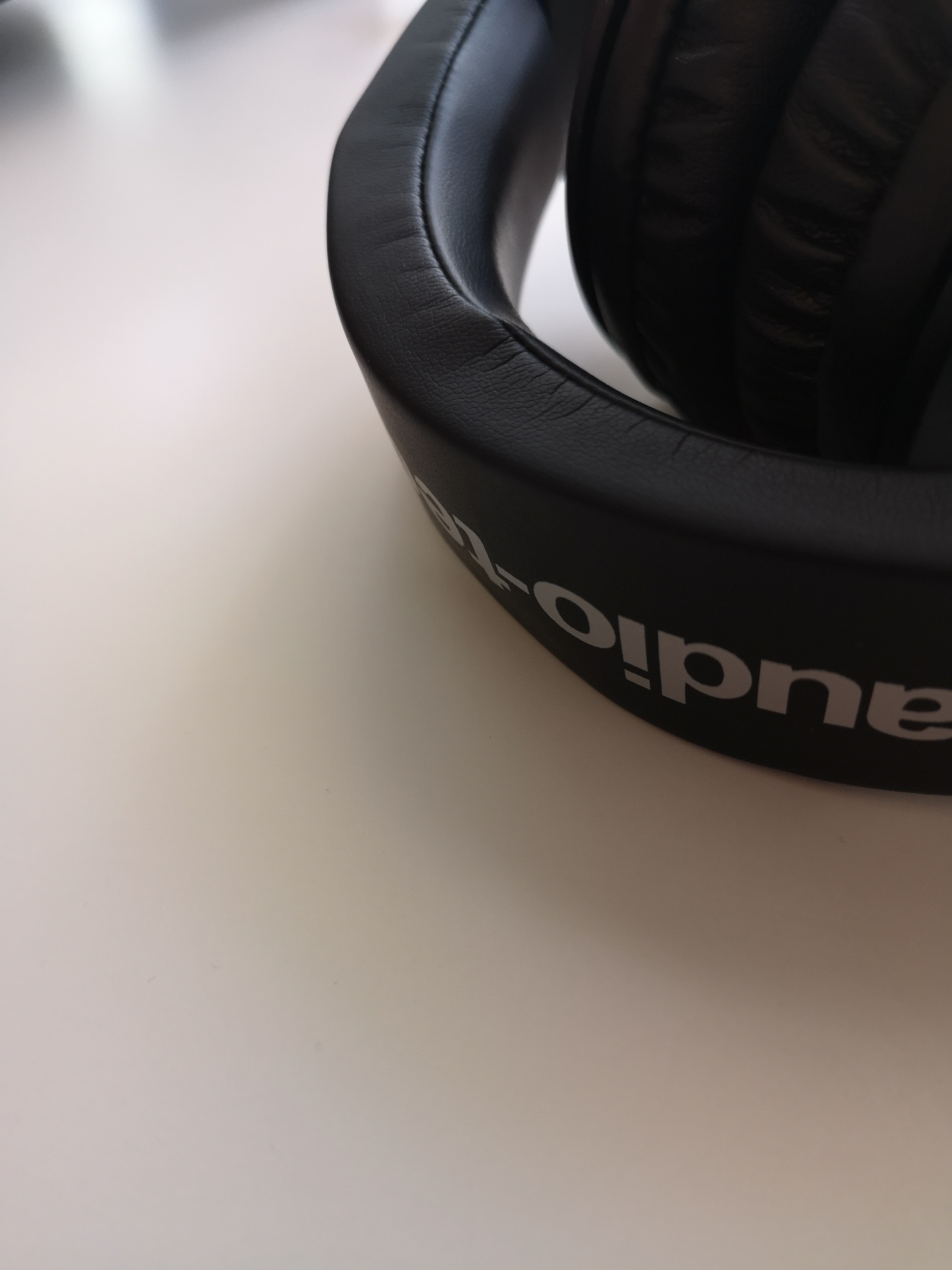 Casti audio tip Dj Audio-Technica ATH-M50xWH, Alb