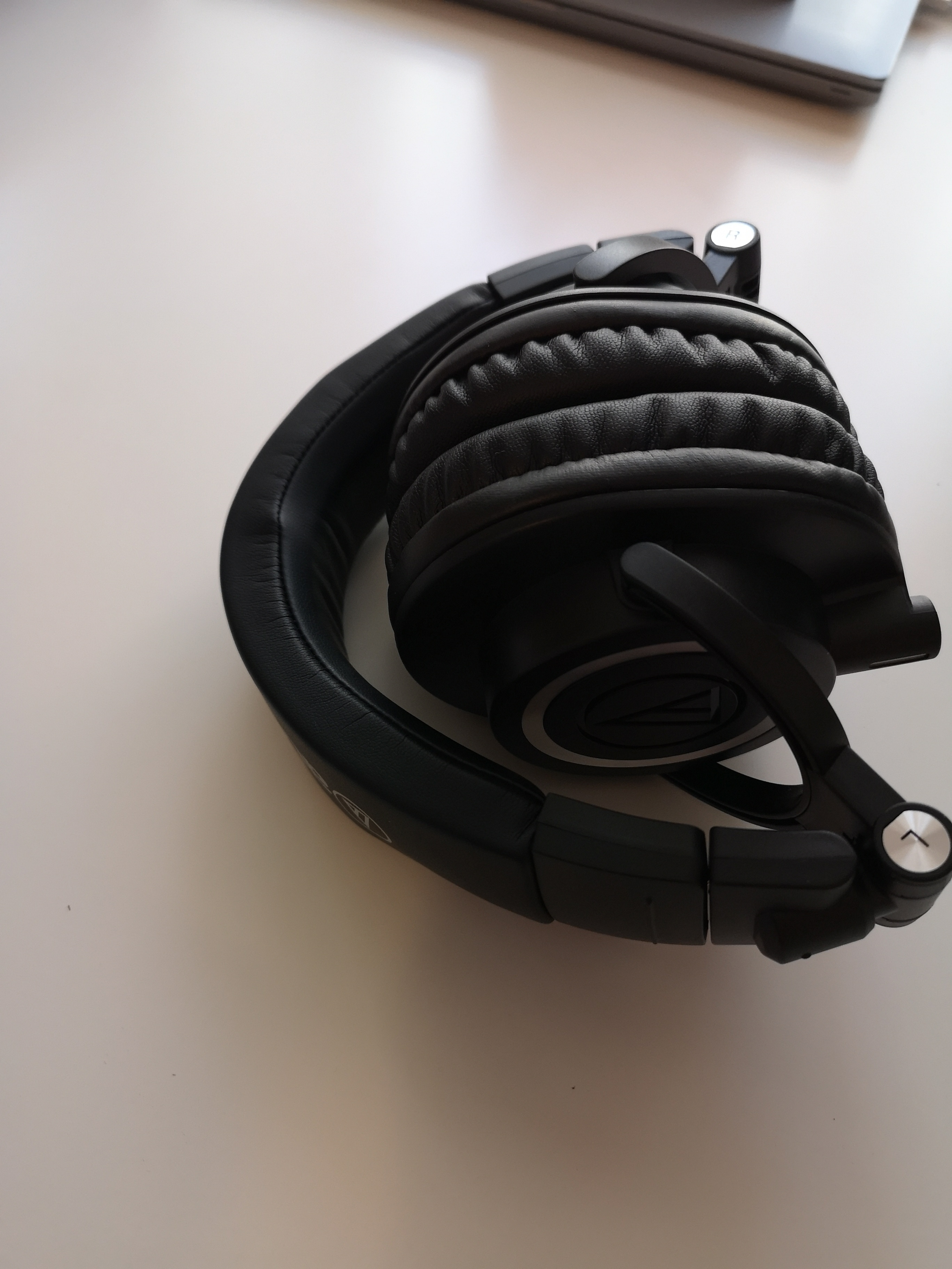 Casti audio tip Dj Audio-Technica ATH-M50xWH, Alb