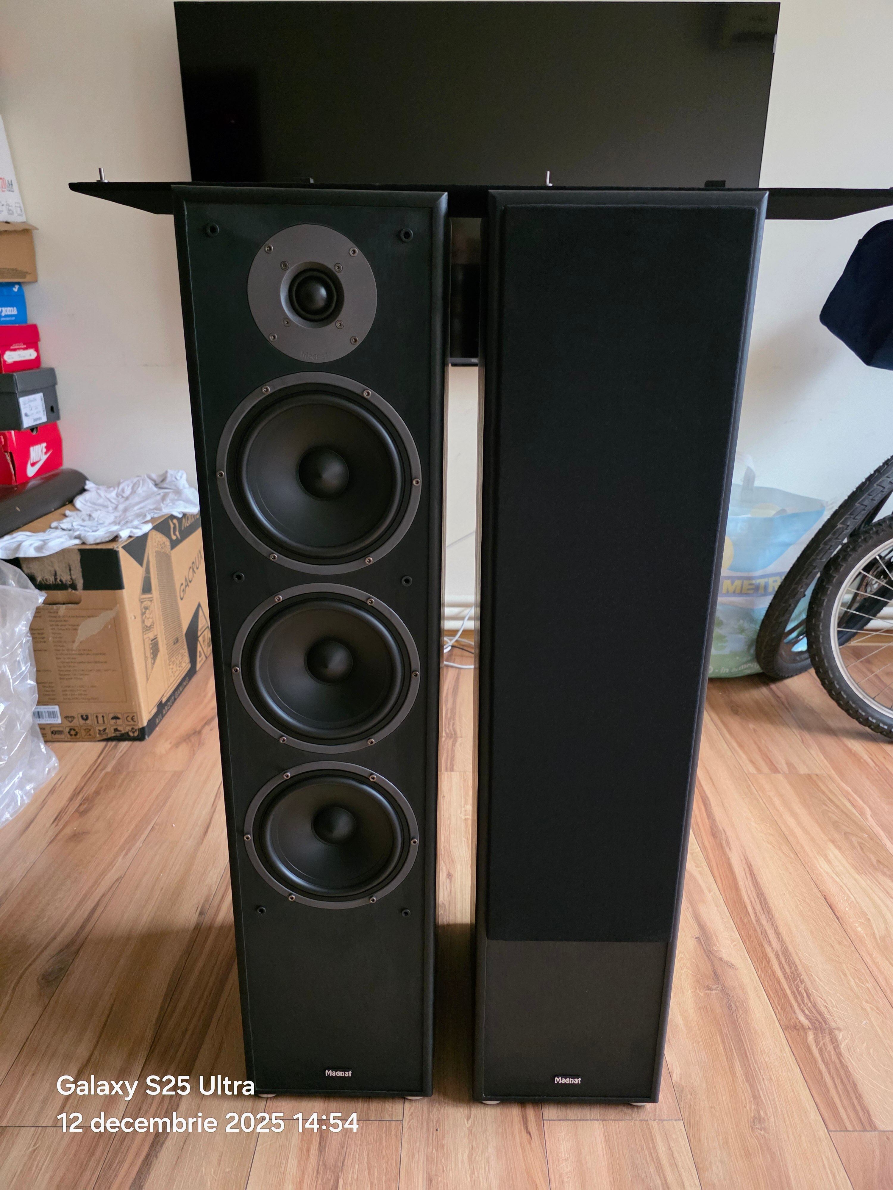 Set 2 boxe de podea MAGNAT, Monitor S70, Walnut