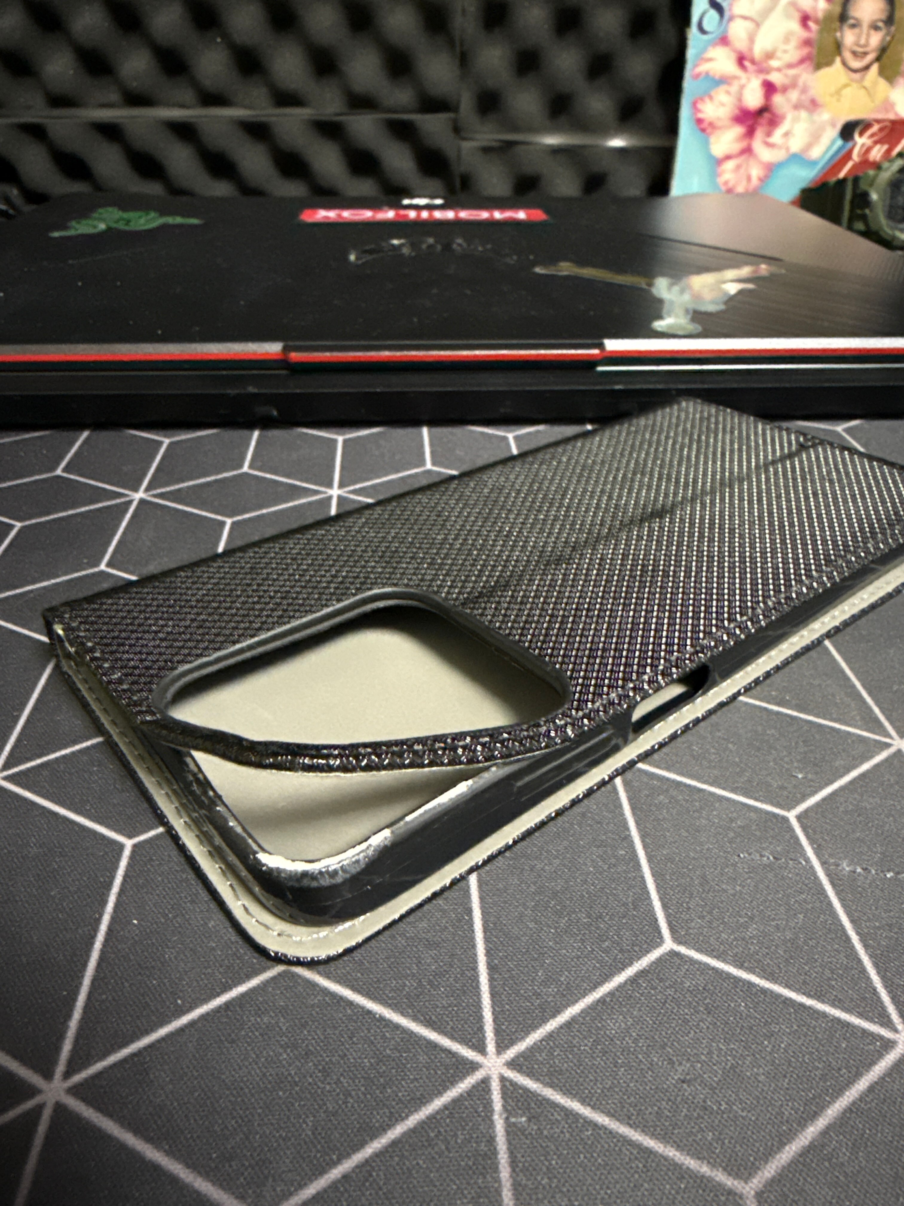 BestCase® Husa pentru Motorola Moto E15, Slim SIlicon 0.8MM, Protectie Camera, Rezistenta la uzura, Negru mat