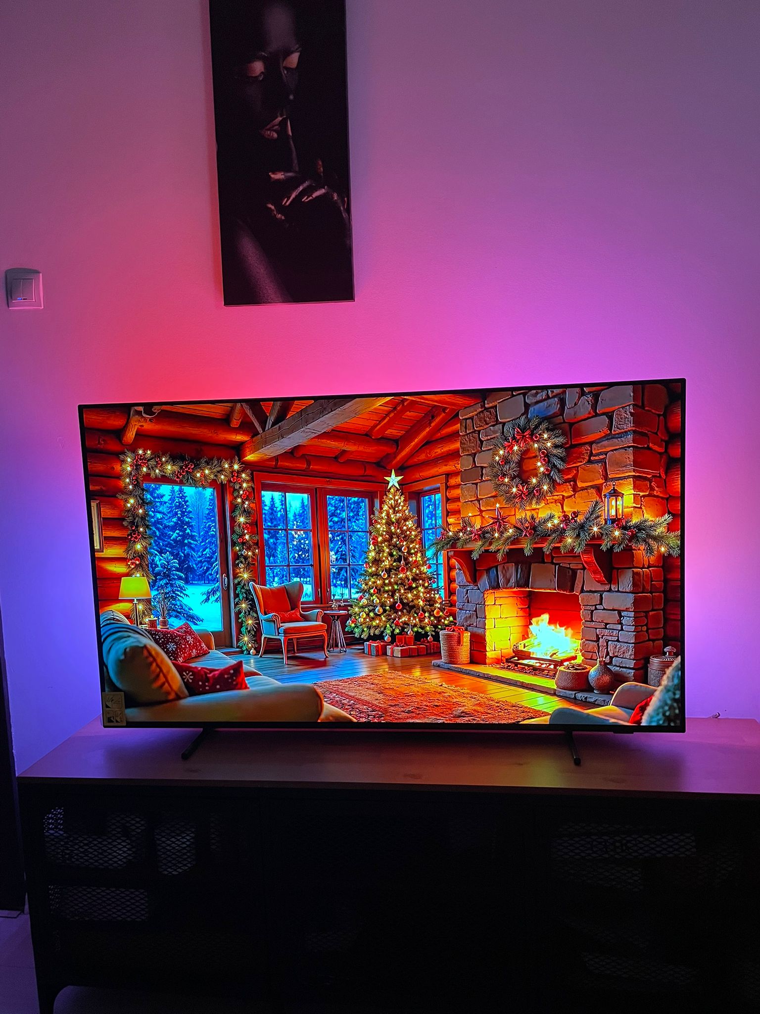 Televizor Philips AMBILIGHT tv OLED 77OLED770, 194 cm, Smart TV, 4K Ultra HD, 100 Hz, Clasa F (Model 2025)