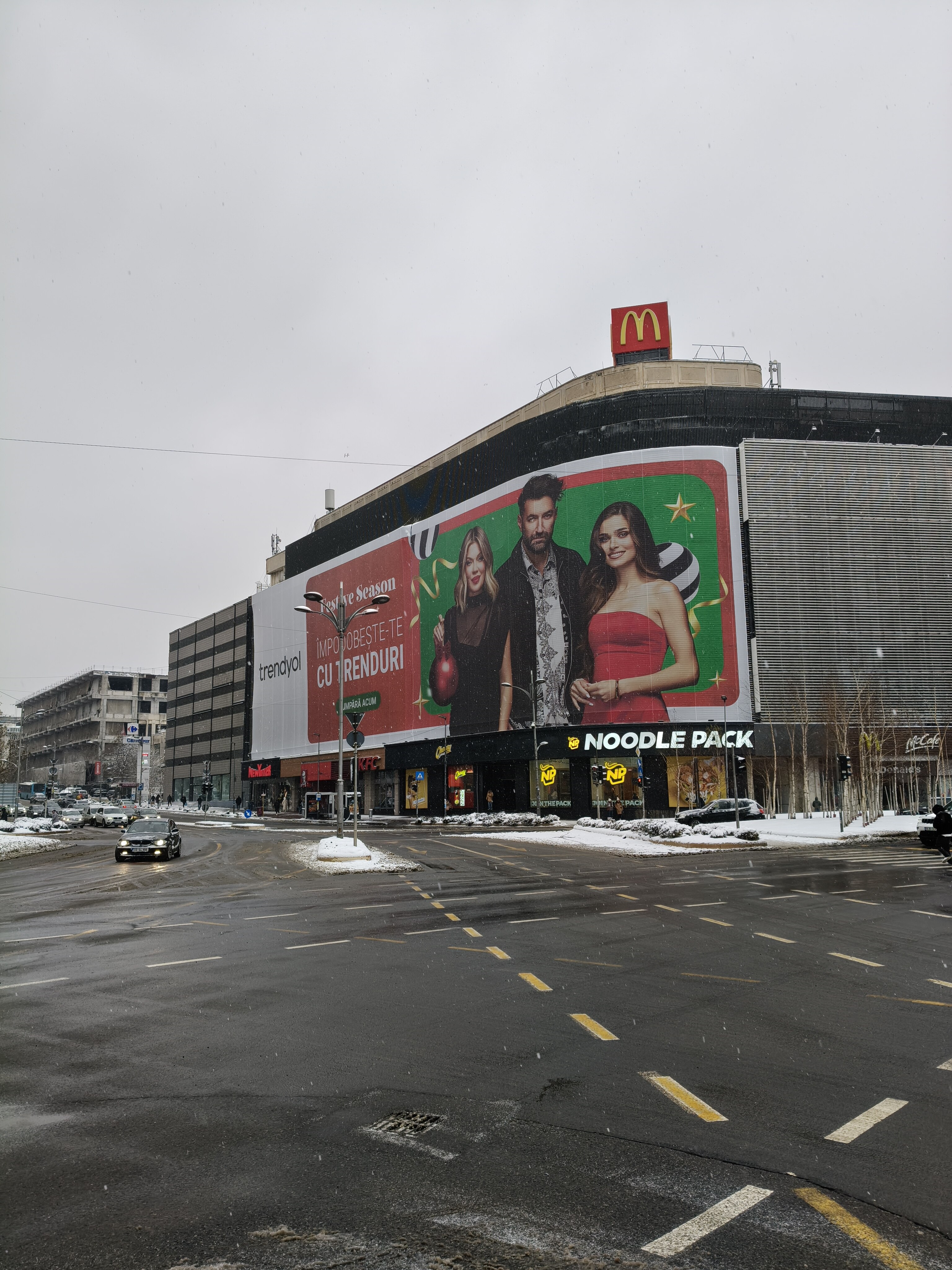 Telefon mobil realme 14 Pro 5G, Dual SIM, 256GB, 8GB RAM, Pearl White