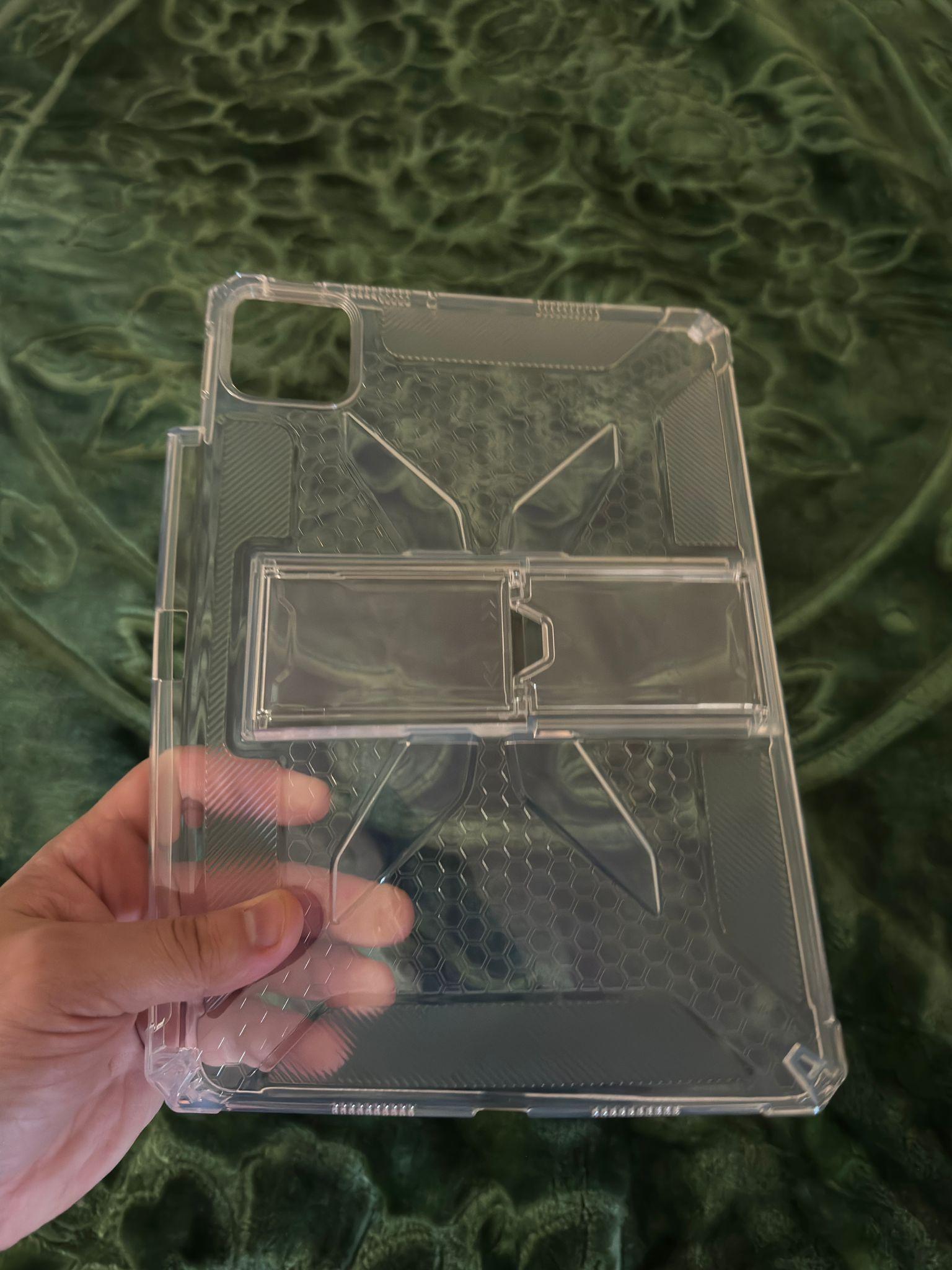 Husa de protectie telefonultau® pentru Xiaomi Pad 8/ Xiaomi Pad 8 Pro, 11.2", silicon transparent antishock cu colturi intarite, suport integrat pentru tableta si stylus, ideala pentru filme, jocuri